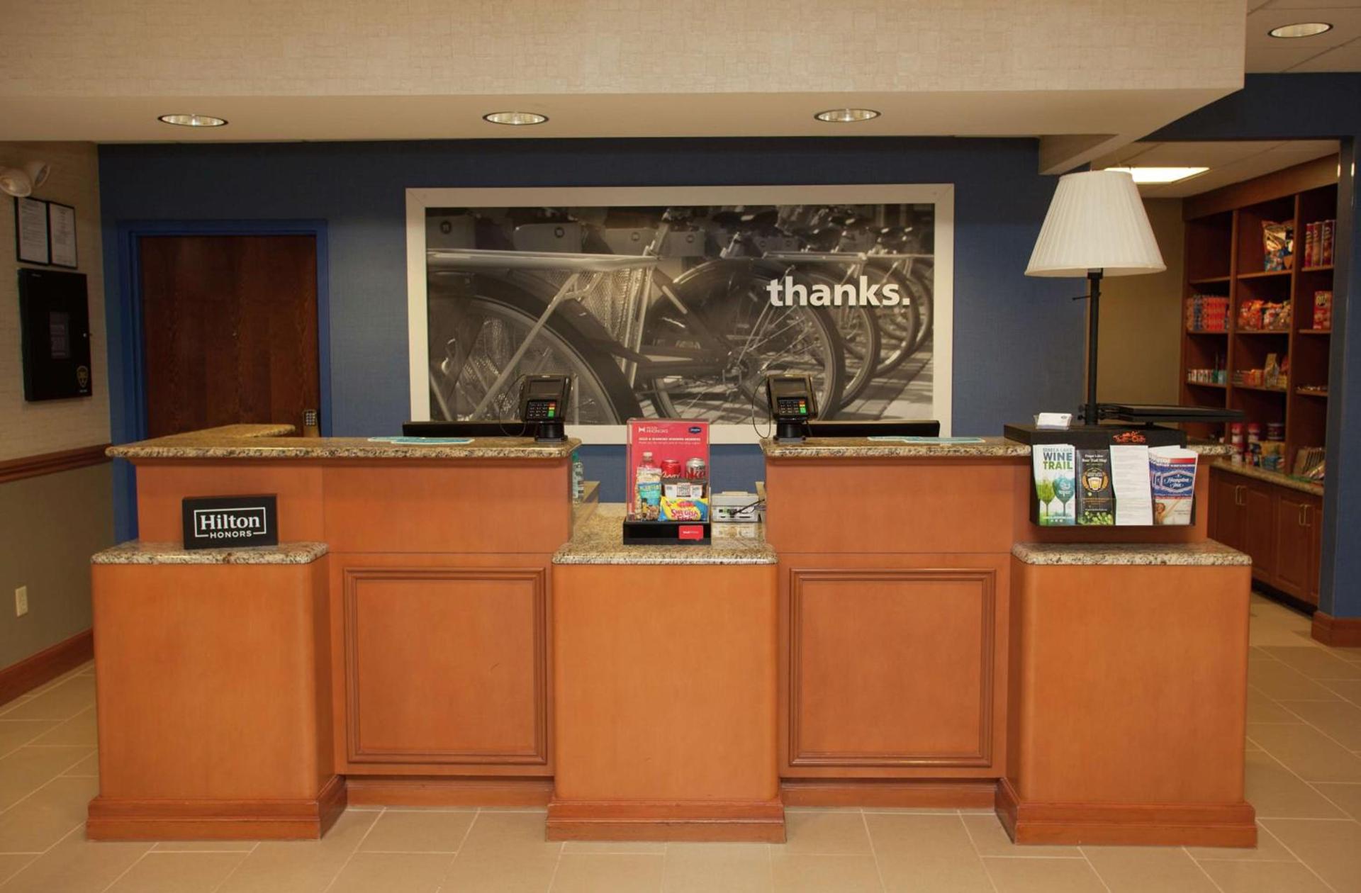 Hampton Inn Elmira/Horseheads photo 10