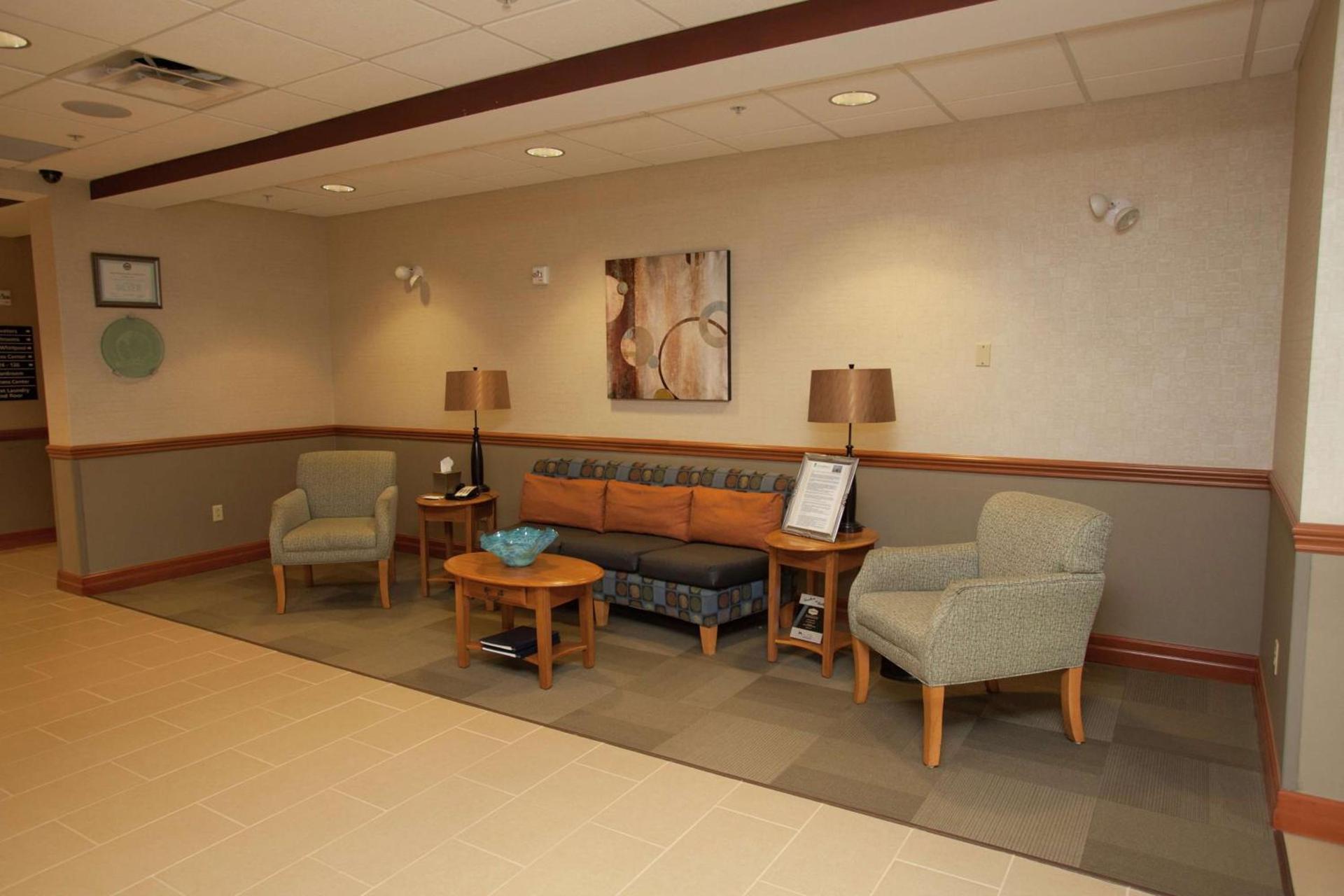 Hampton Inn Elmira/Horseheads photo 9