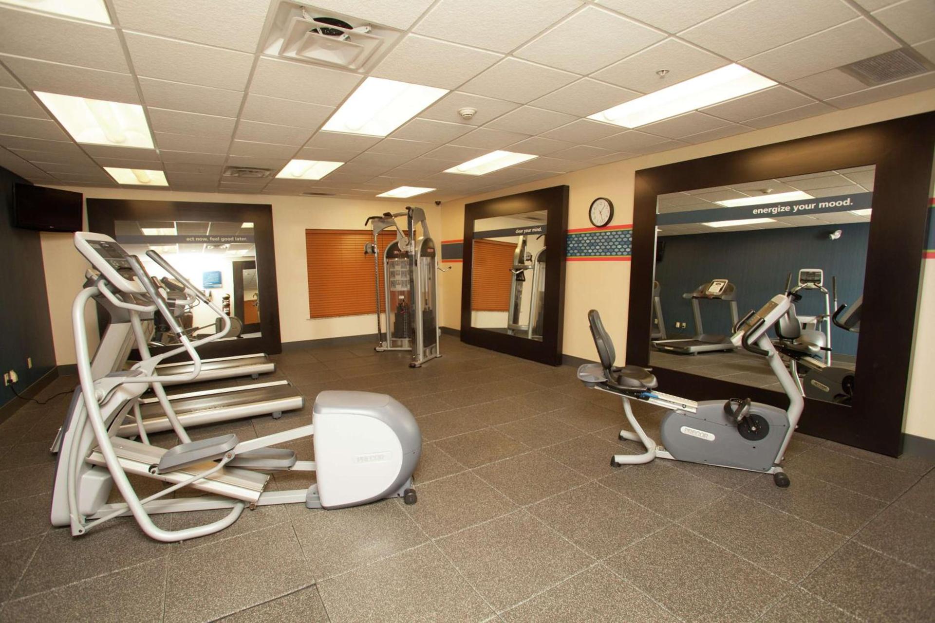 Hampton Inn Elmira/Horseheads photo 16