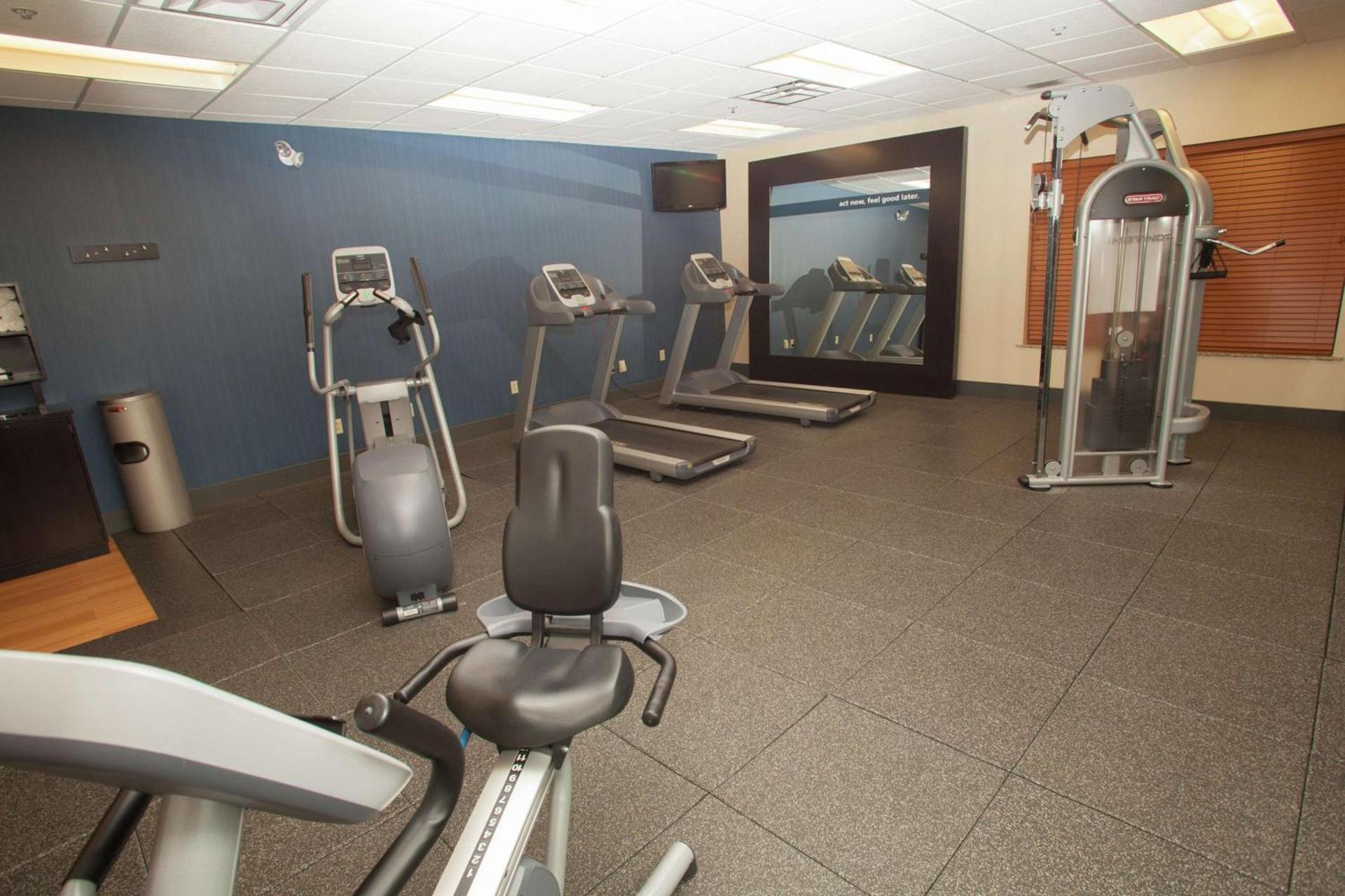 Hampton Inn Elmira/Horseheads photo 17