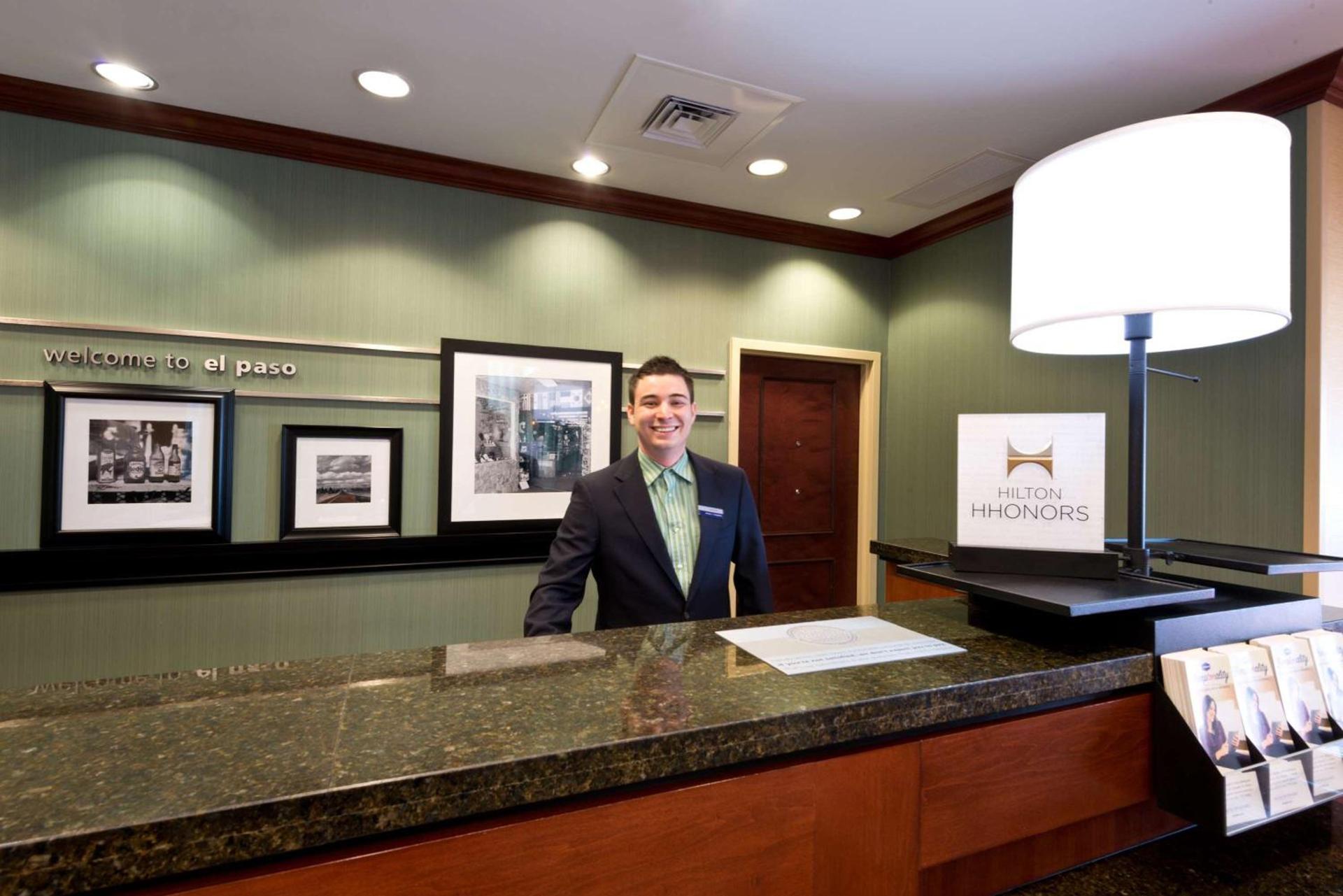 Hampton Inn & Suites El Paso West photo 9