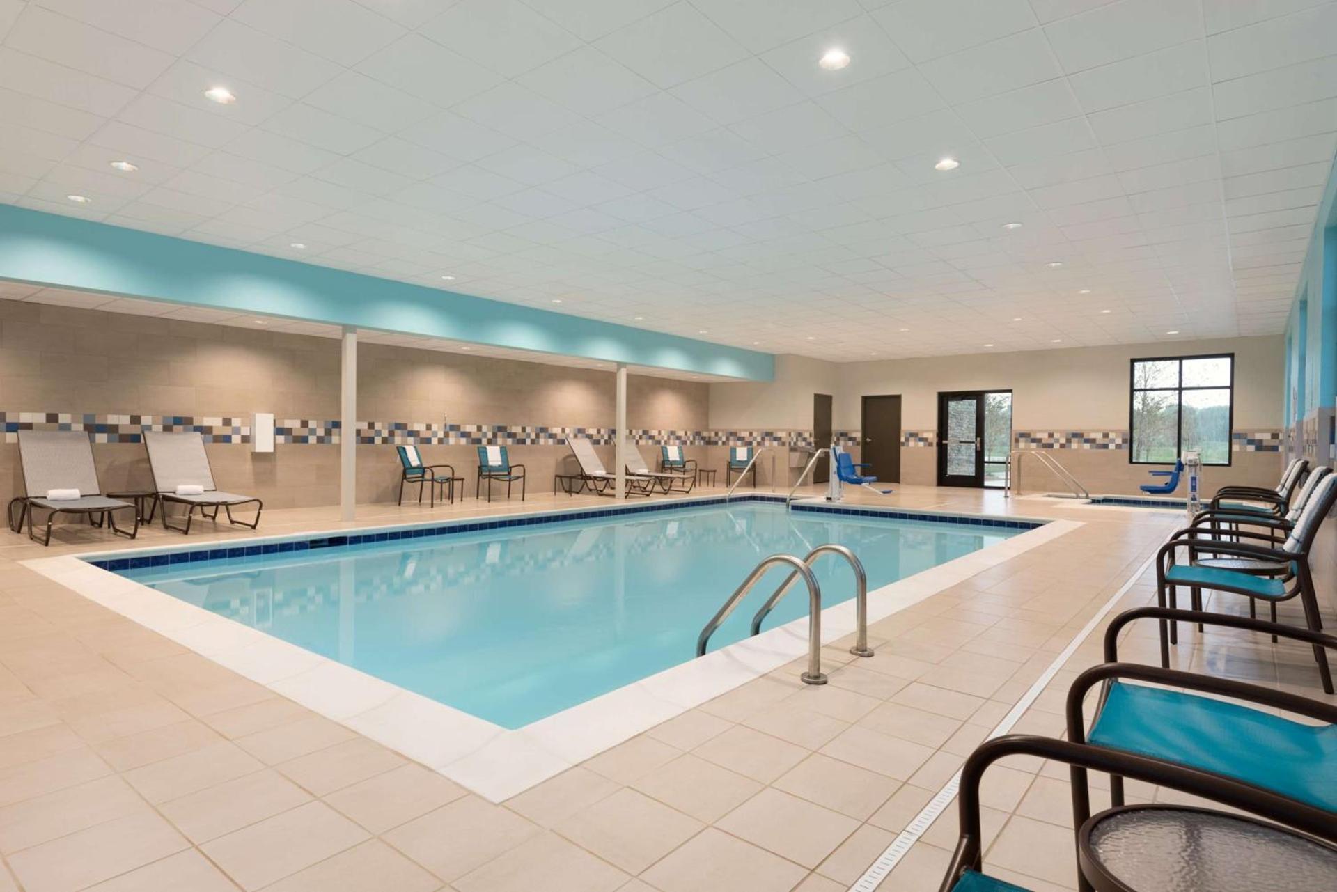 Hampton Inn & Suites Kenosha Pleasant Prairie photo 5
