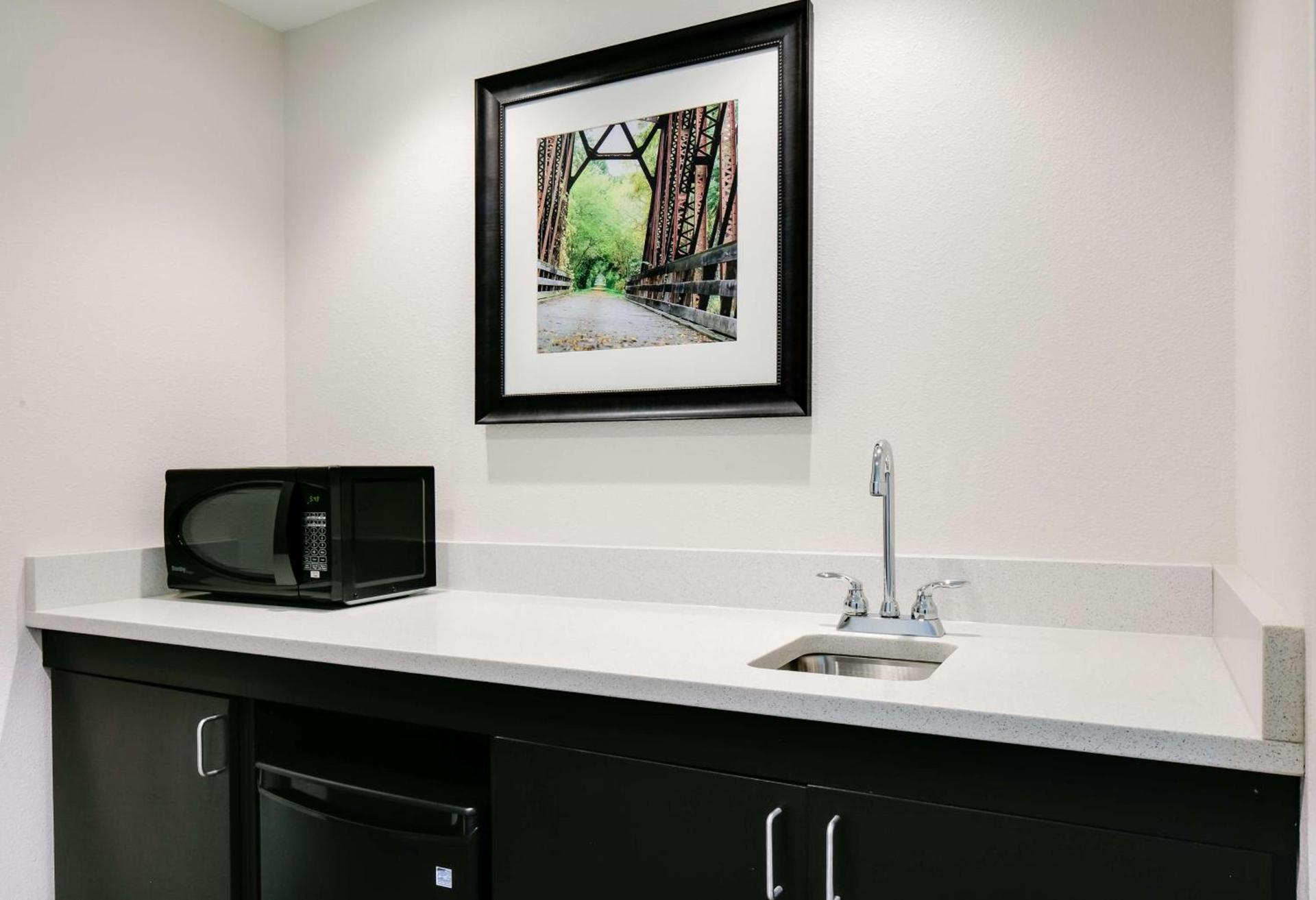 Hampton Inn & Suites Kenosha Pleasant Prairie photo 26