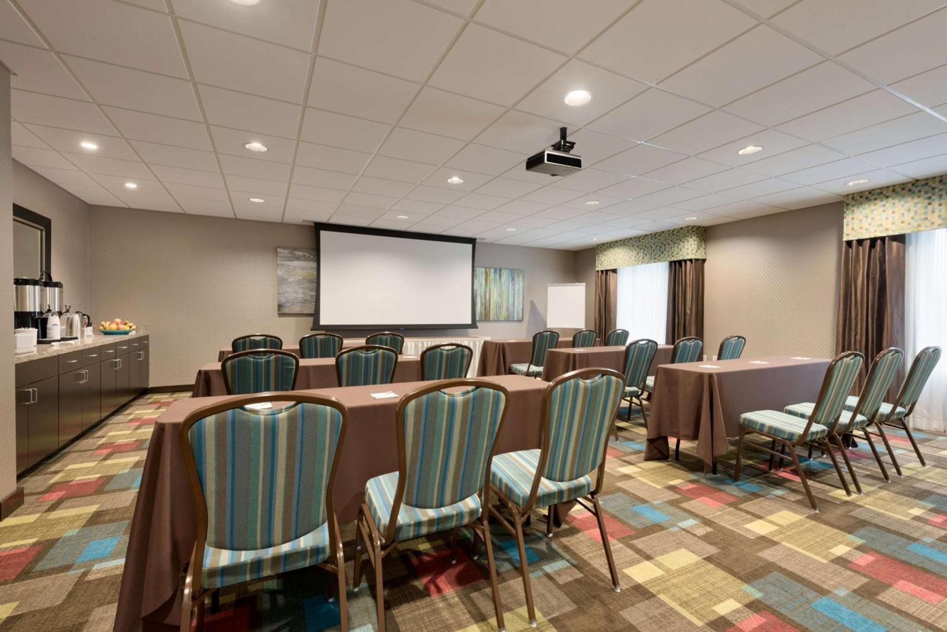Hampton Inn & Suites Kenosha Pleasant Prairie photo 23