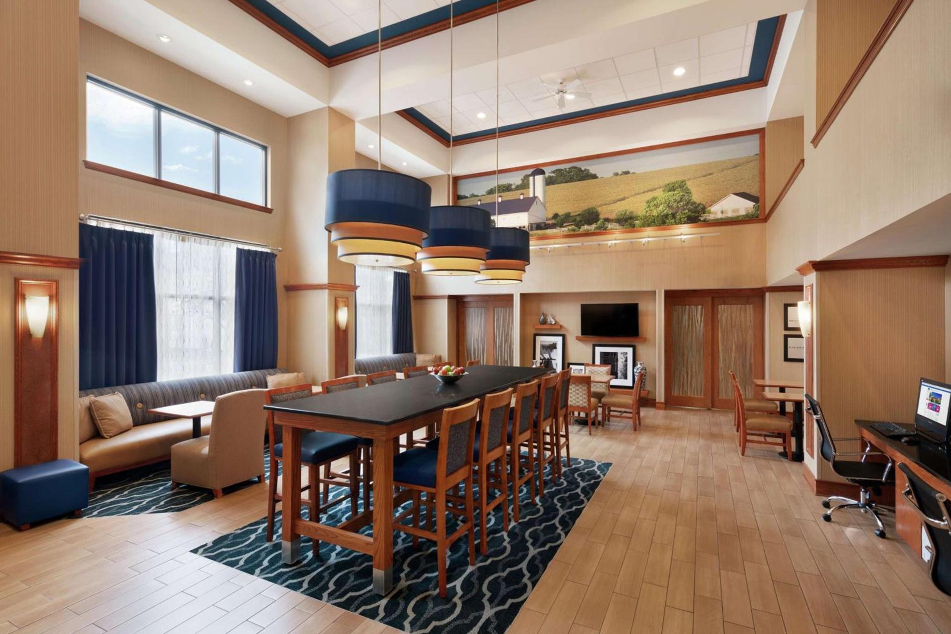 Hampton Inn & Suites Ephrata - Mountain Springs photo 5