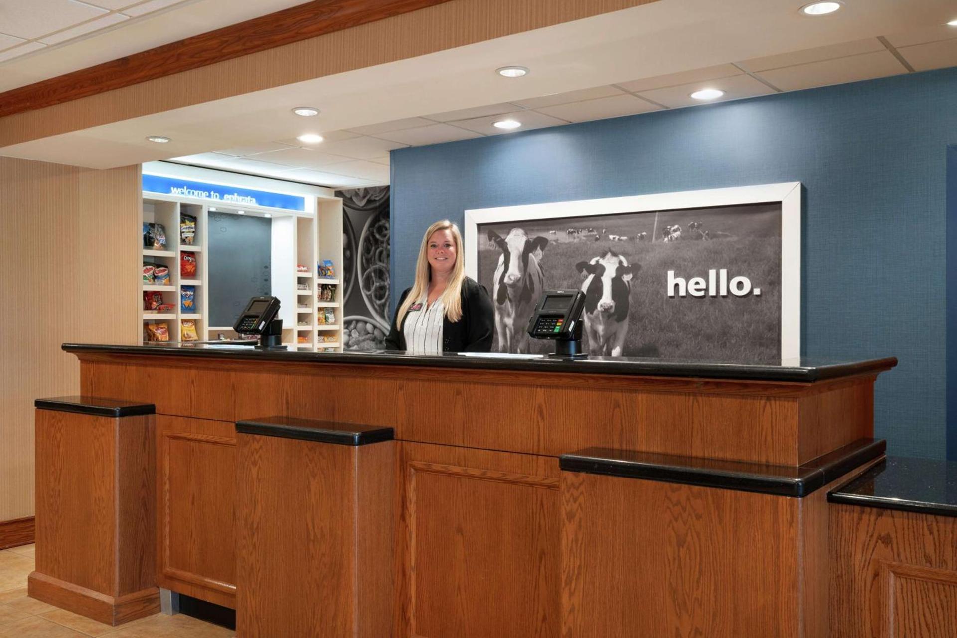 Hampton Inn & Suites Ephrata - Mountain Springs photo 4