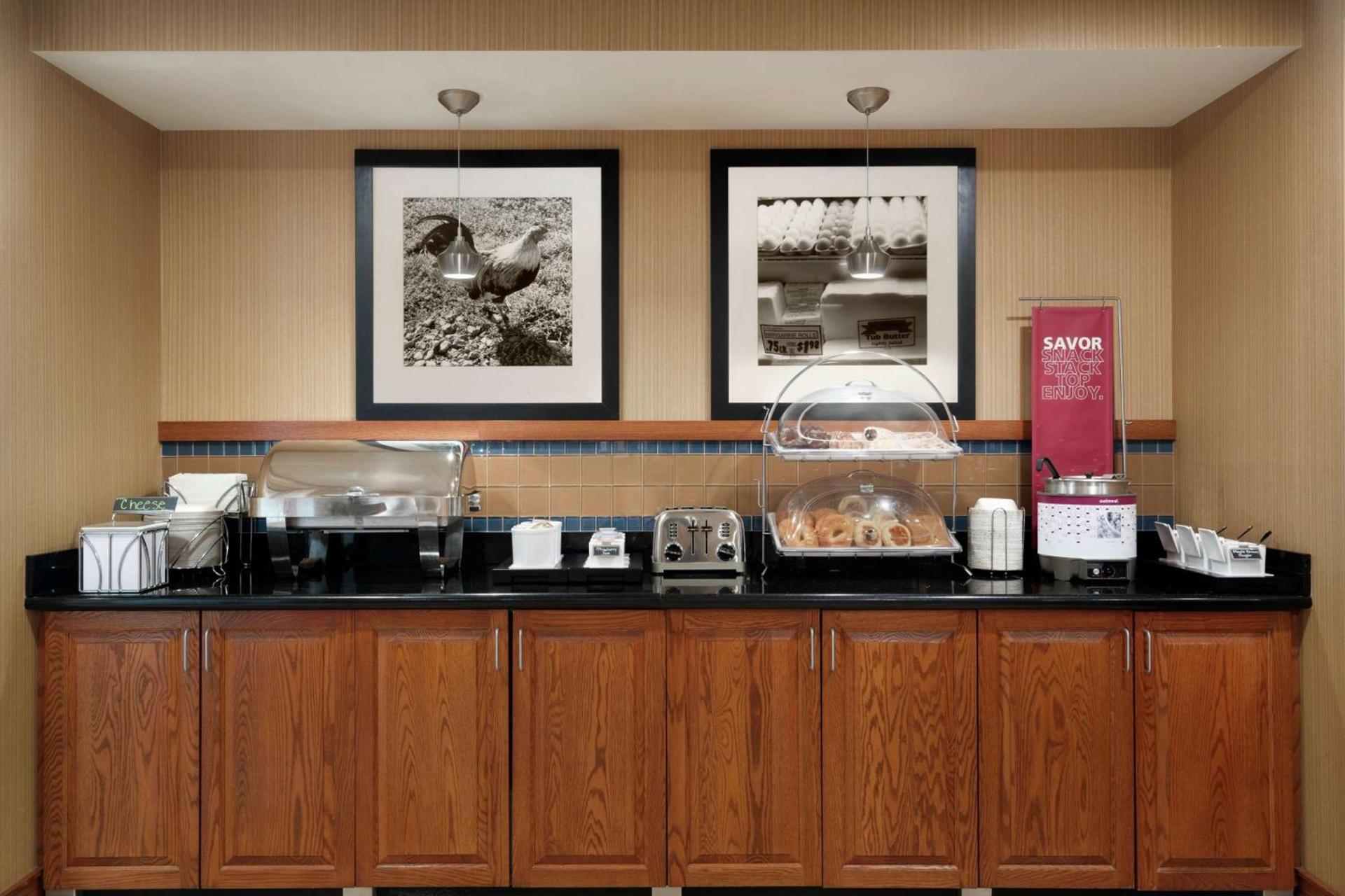 Hampton Inn & Suites Ephrata - Mountain Springs photo 8