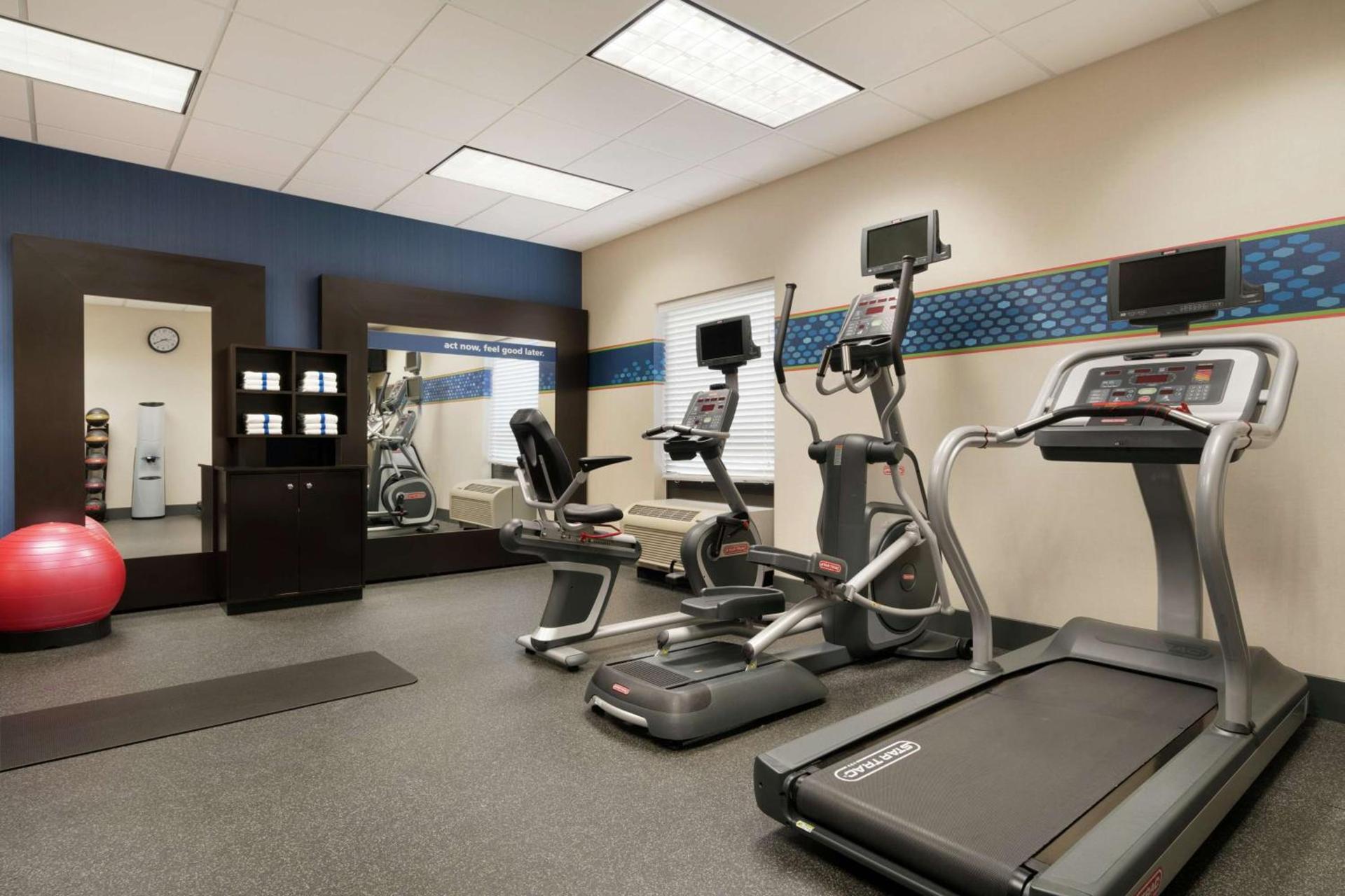 Hampton Inn & Suites Ephrata - Mountain Springs photo 10