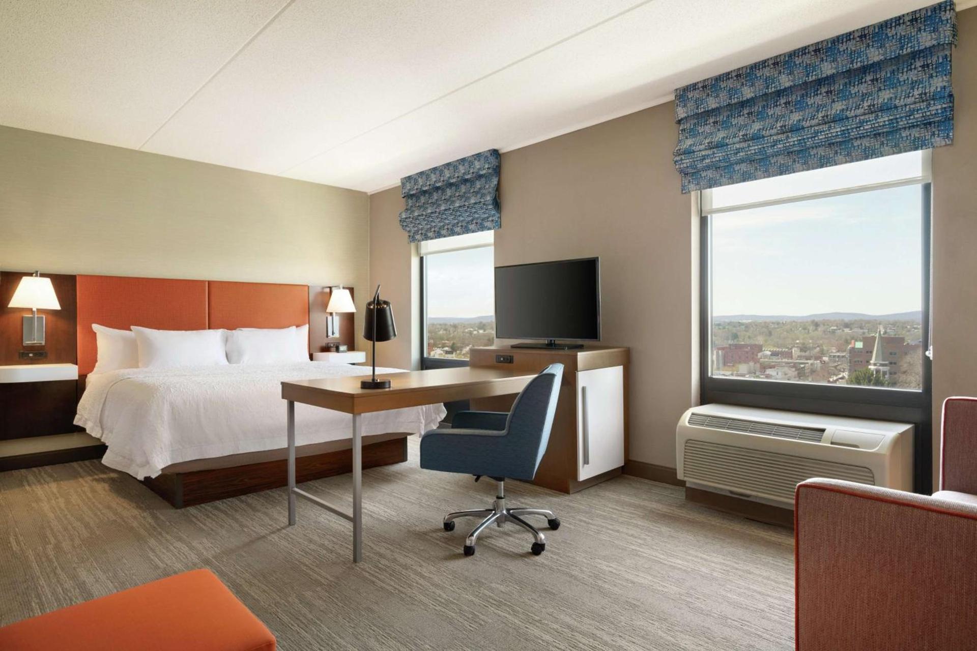 Hampton Inn & Suites Ephrata - Mountain Springs photo 20