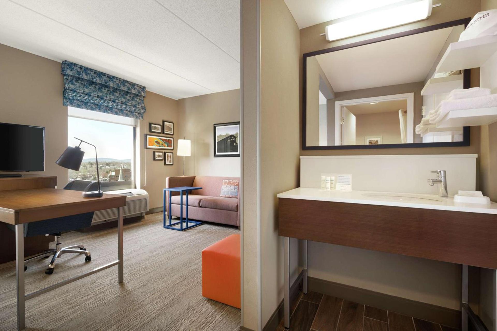 Hampton Inn & Suites Ephrata - Mountain Springs photo 26