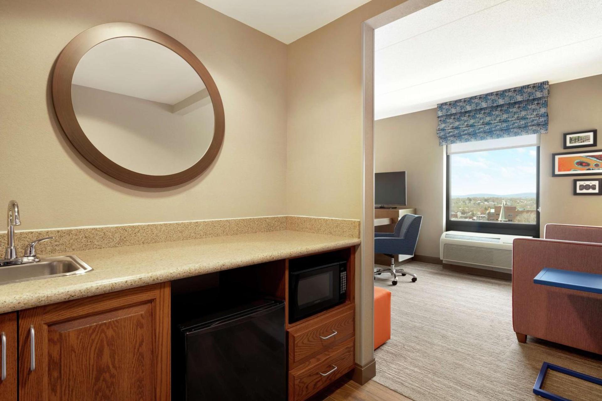 Hampton Inn & Suites Ephrata - Mountain Springs photo 28