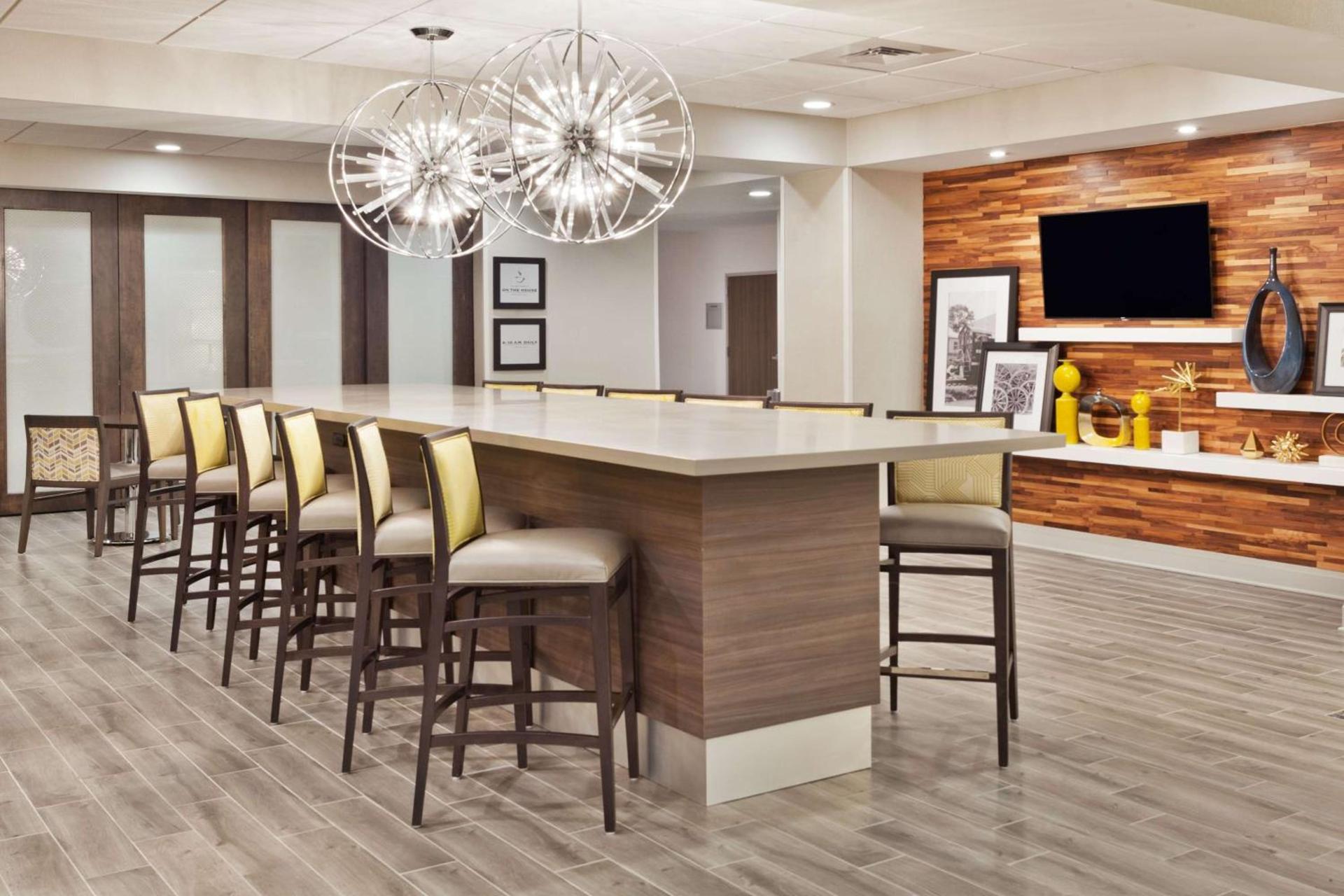 Hampton Inn Eufaula Al photo 11