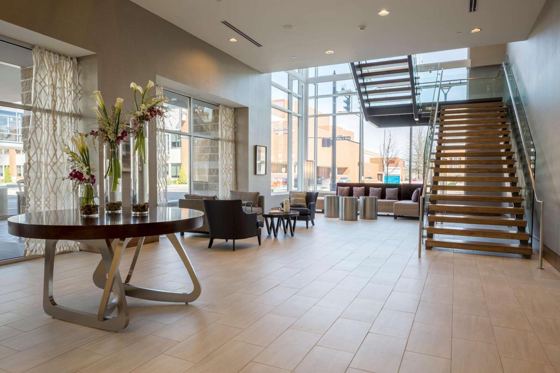DoubleTree by Hilton Evansville photo 10