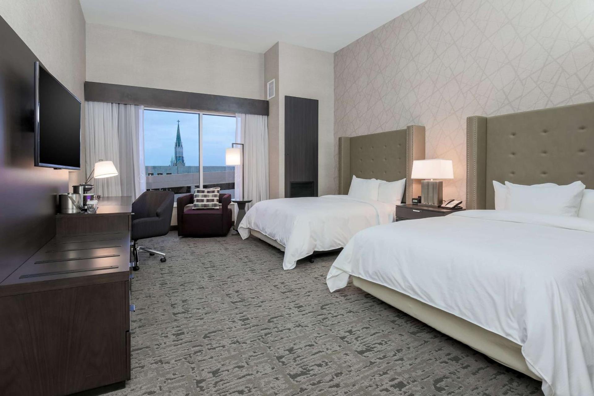 DoubleTree by Hilton Evansville photo 25