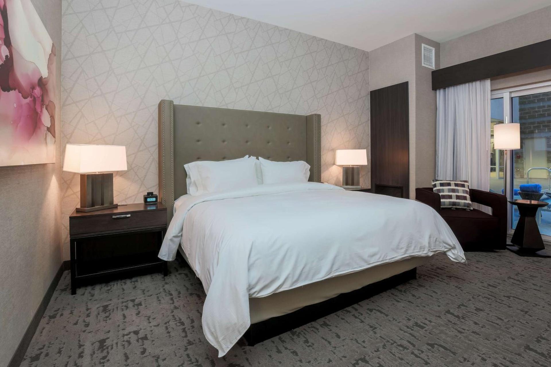 DoubleTree by Hilton Evansville photo 27