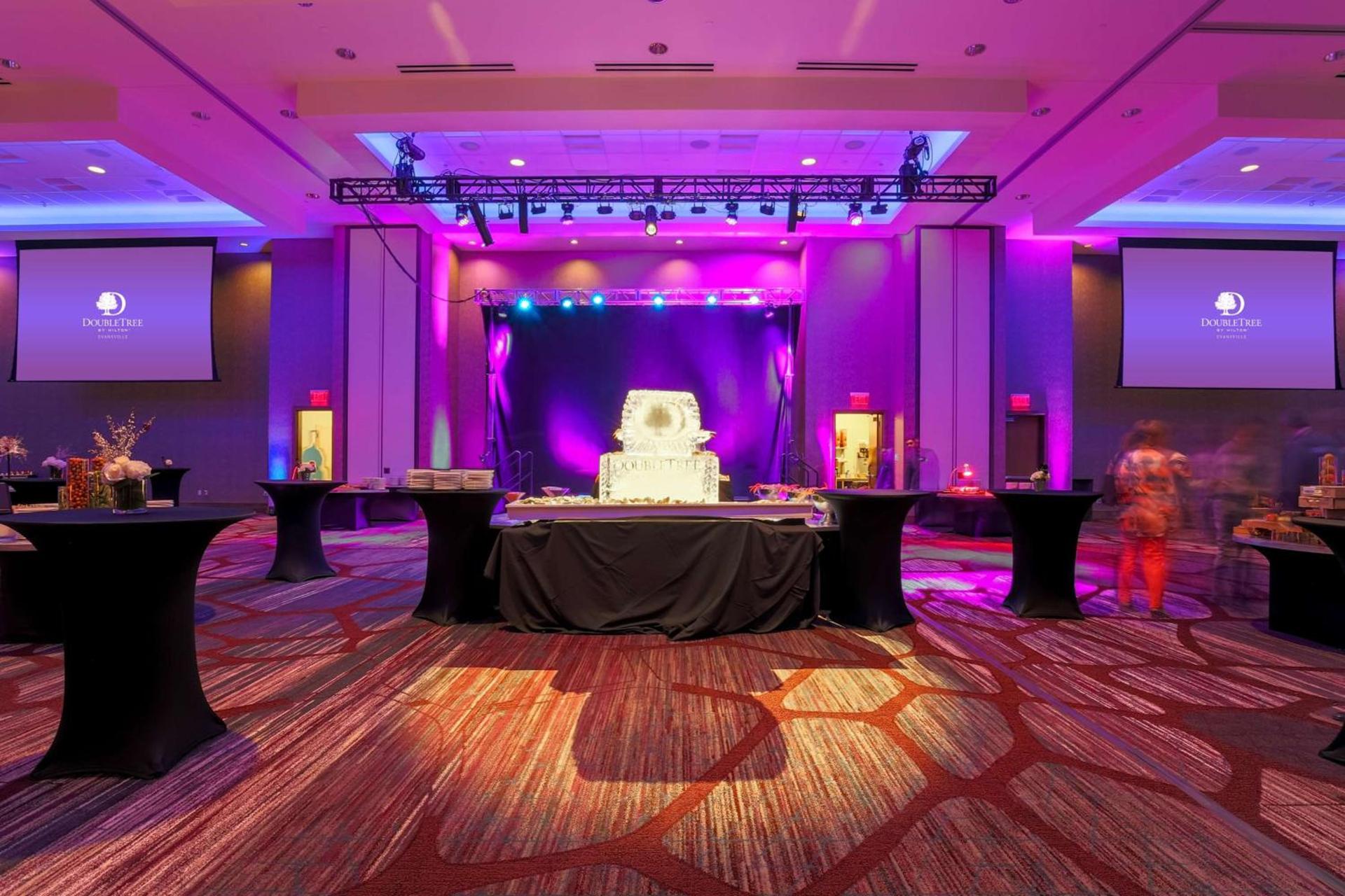 DoubleTree by Hilton Evansville photo 57