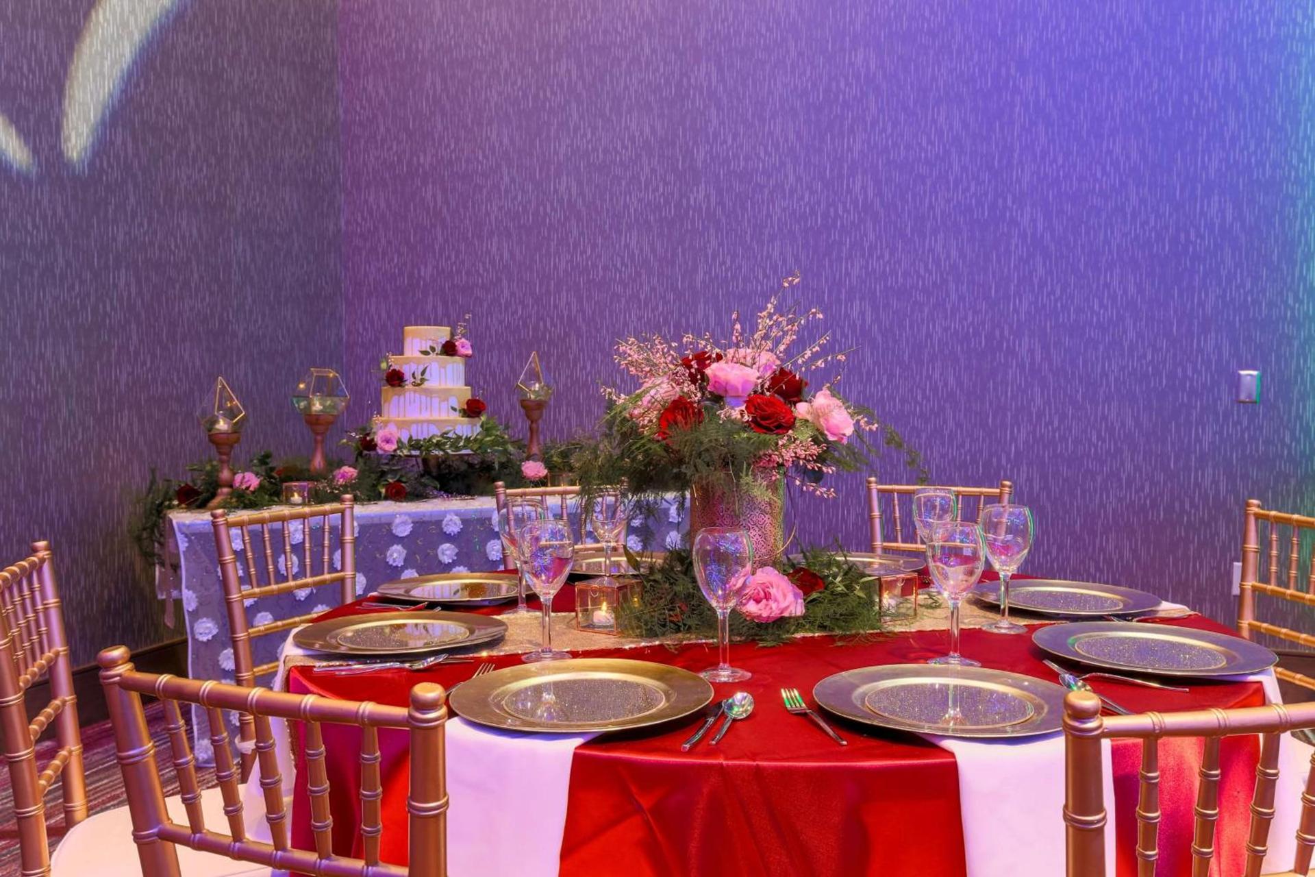 DoubleTree by Hilton Evansville photo 59