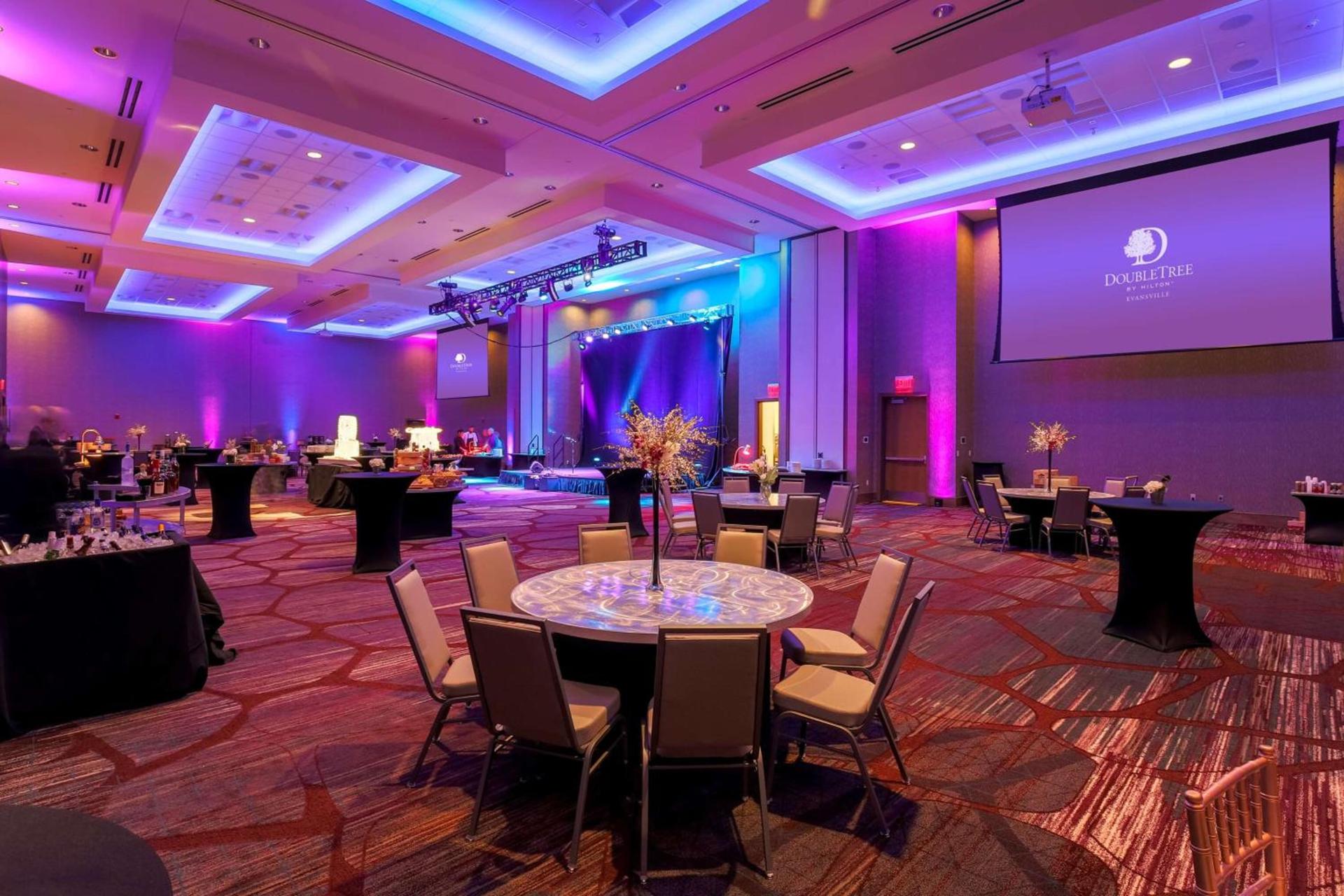 DoubleTree by Hilton Evansville photo 61