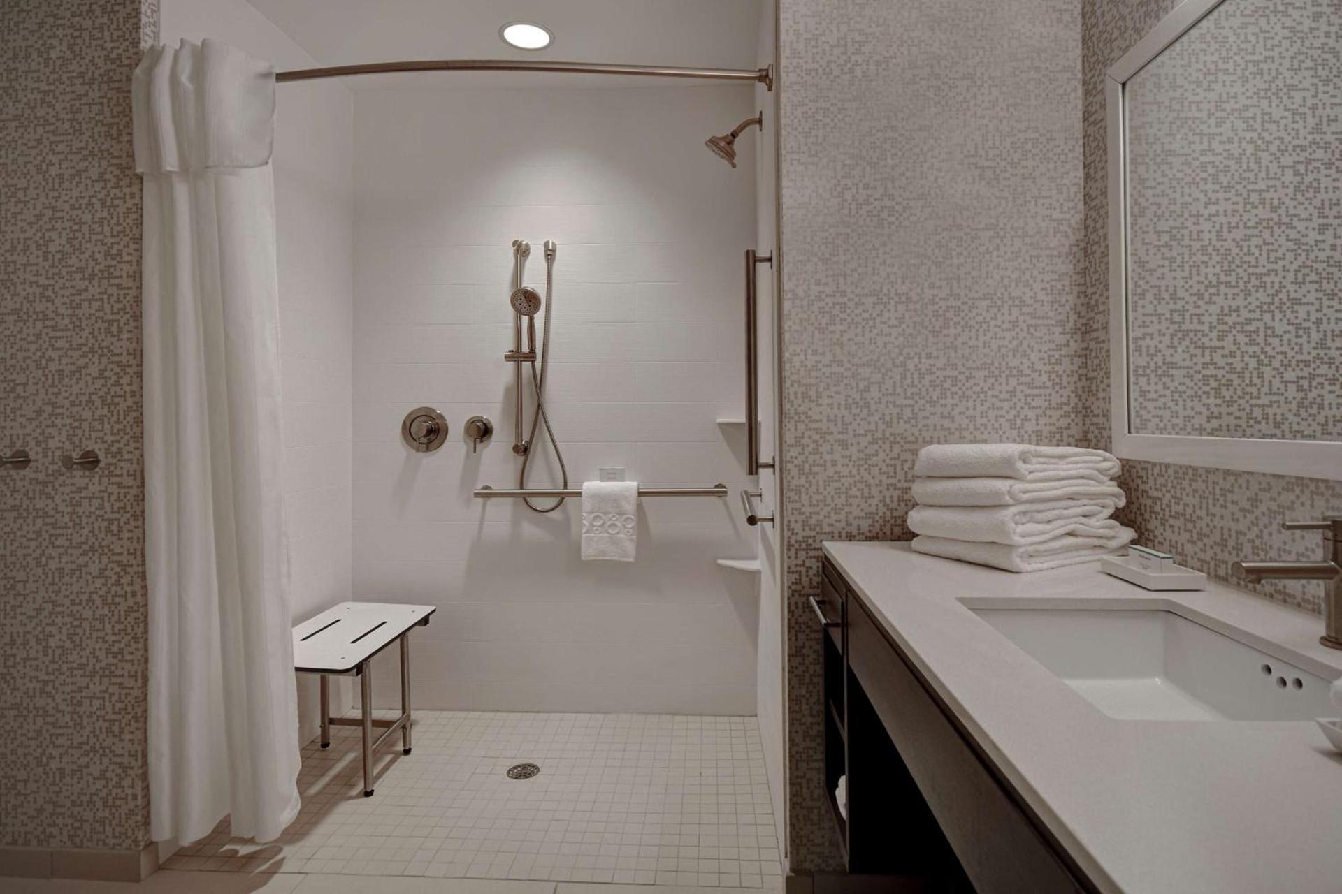 Home2 Suites East Hanover, NJ photo 32