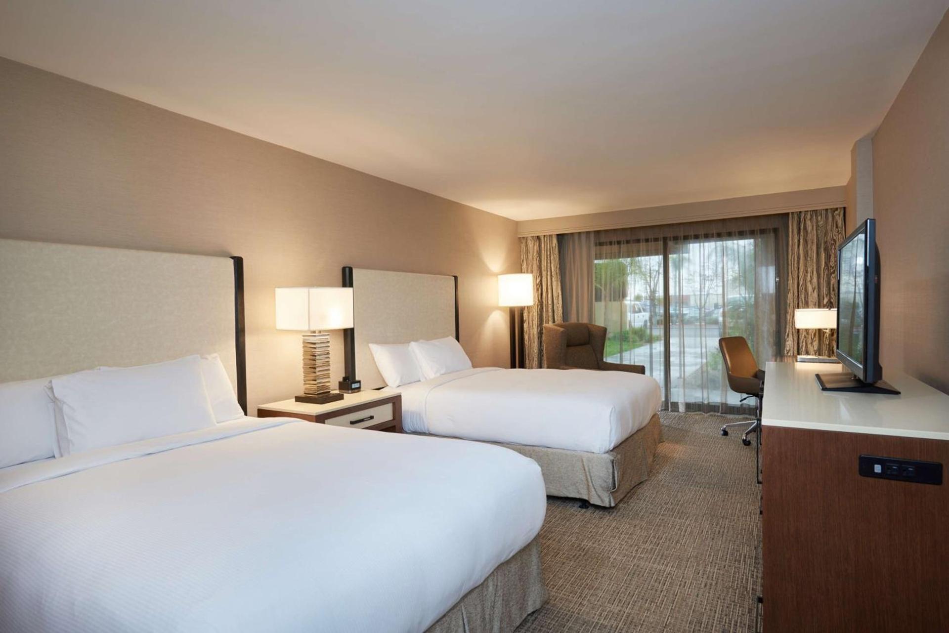 DoubleTree by Hilton Fresno Convention Center photo 28
