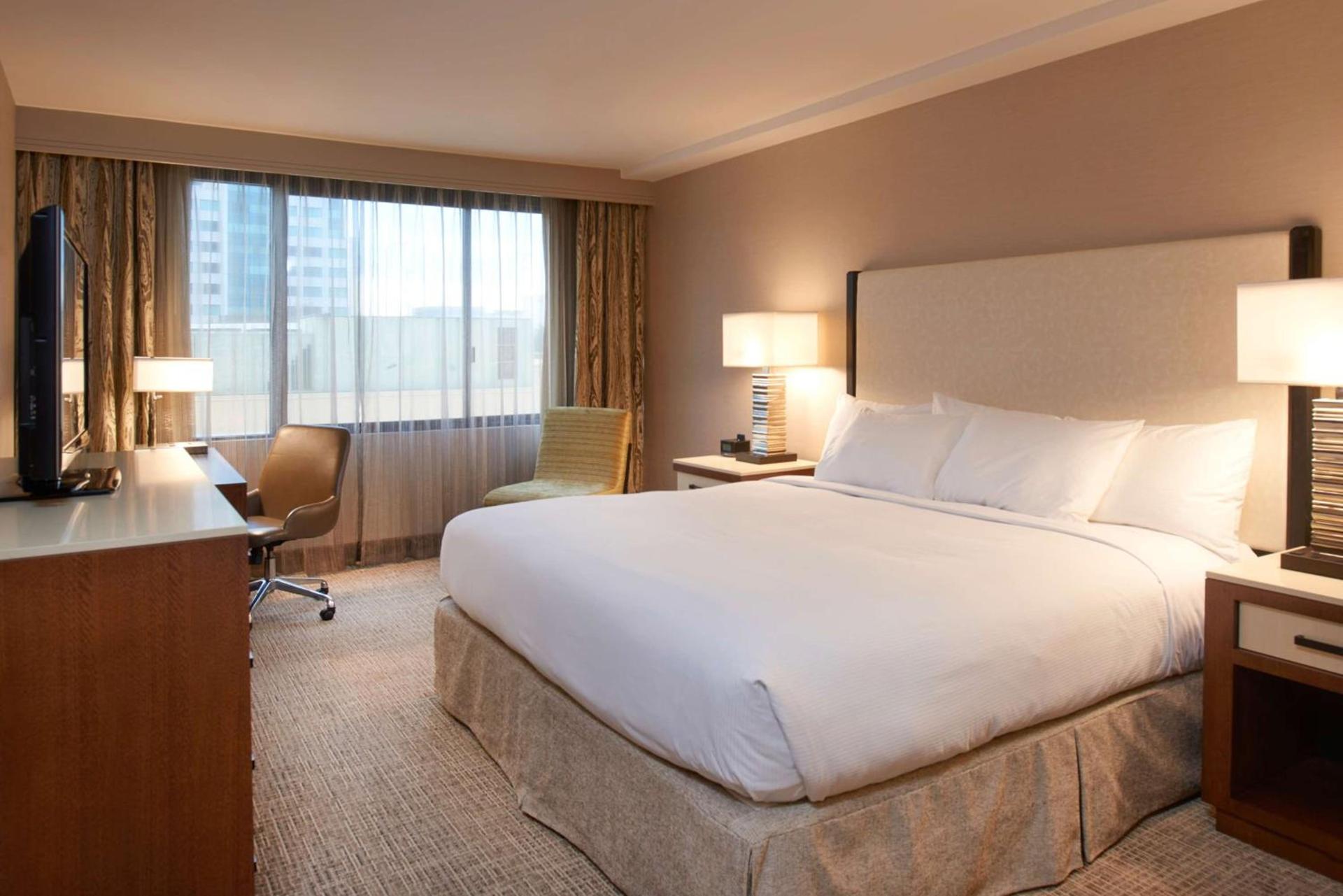 DoubleTree by Hilton Fresno Convention Center photo 34
