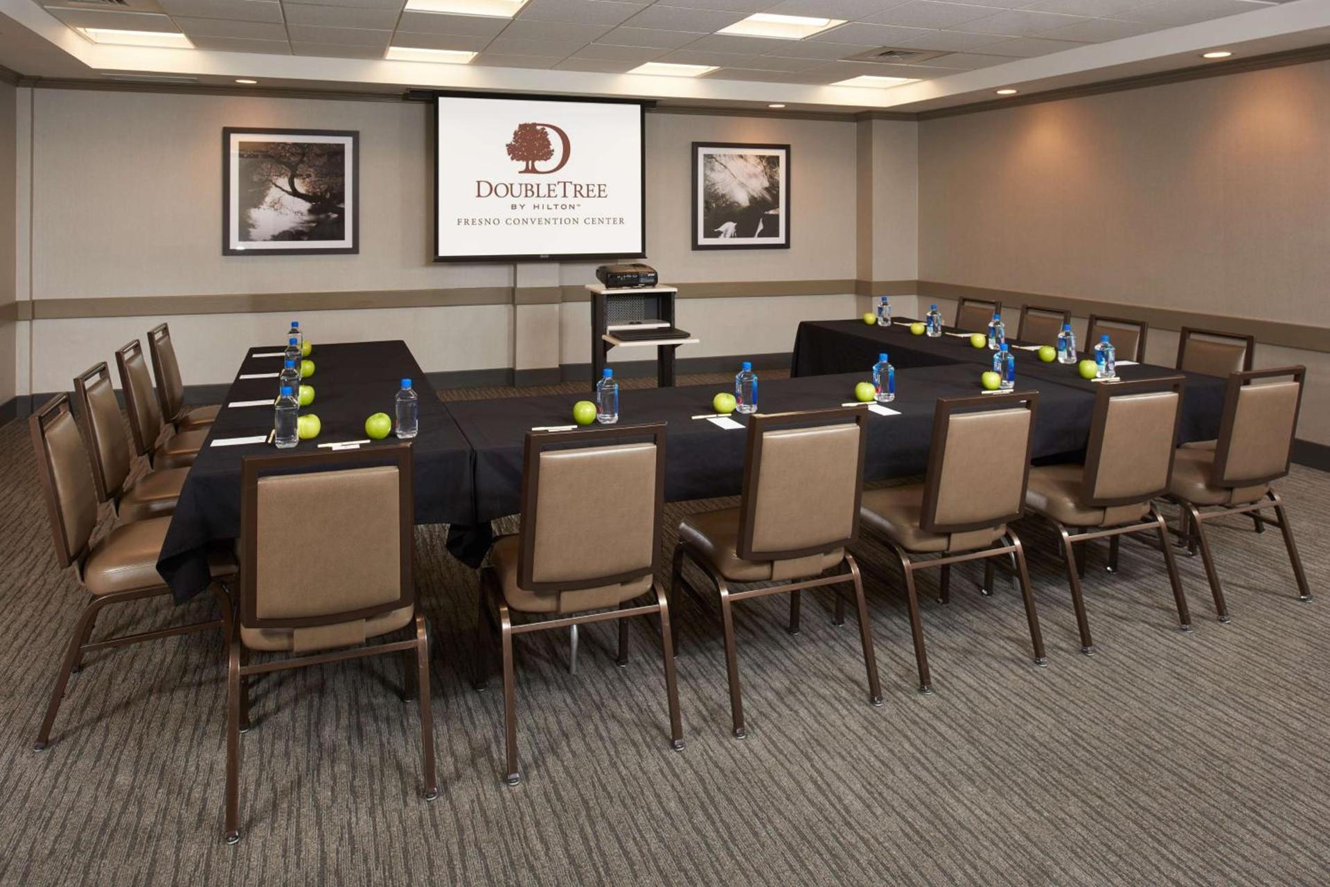DoubleTree by Hilton Fresno Convention Center photo 41