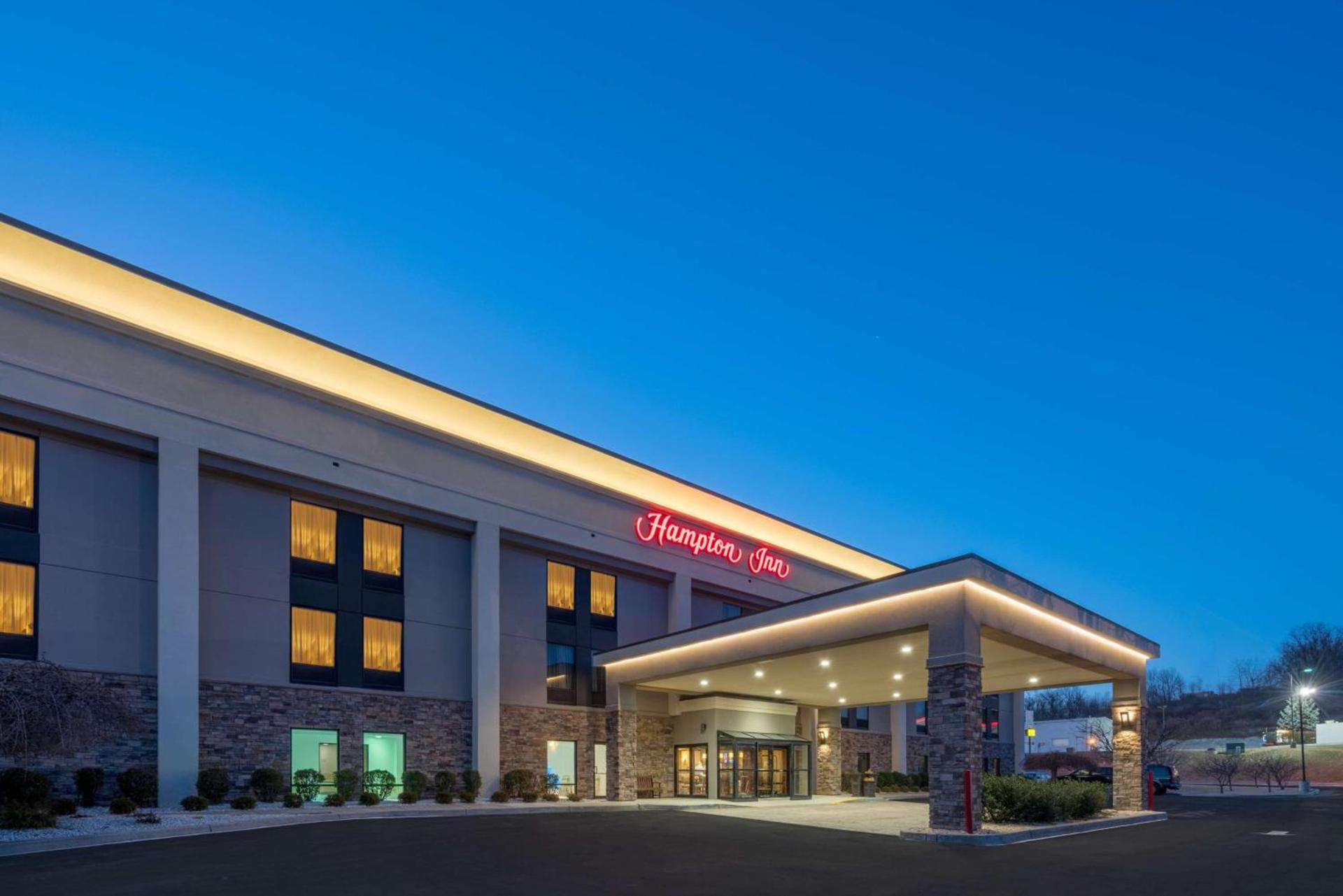 Hampton Inn Frostburg photo 2