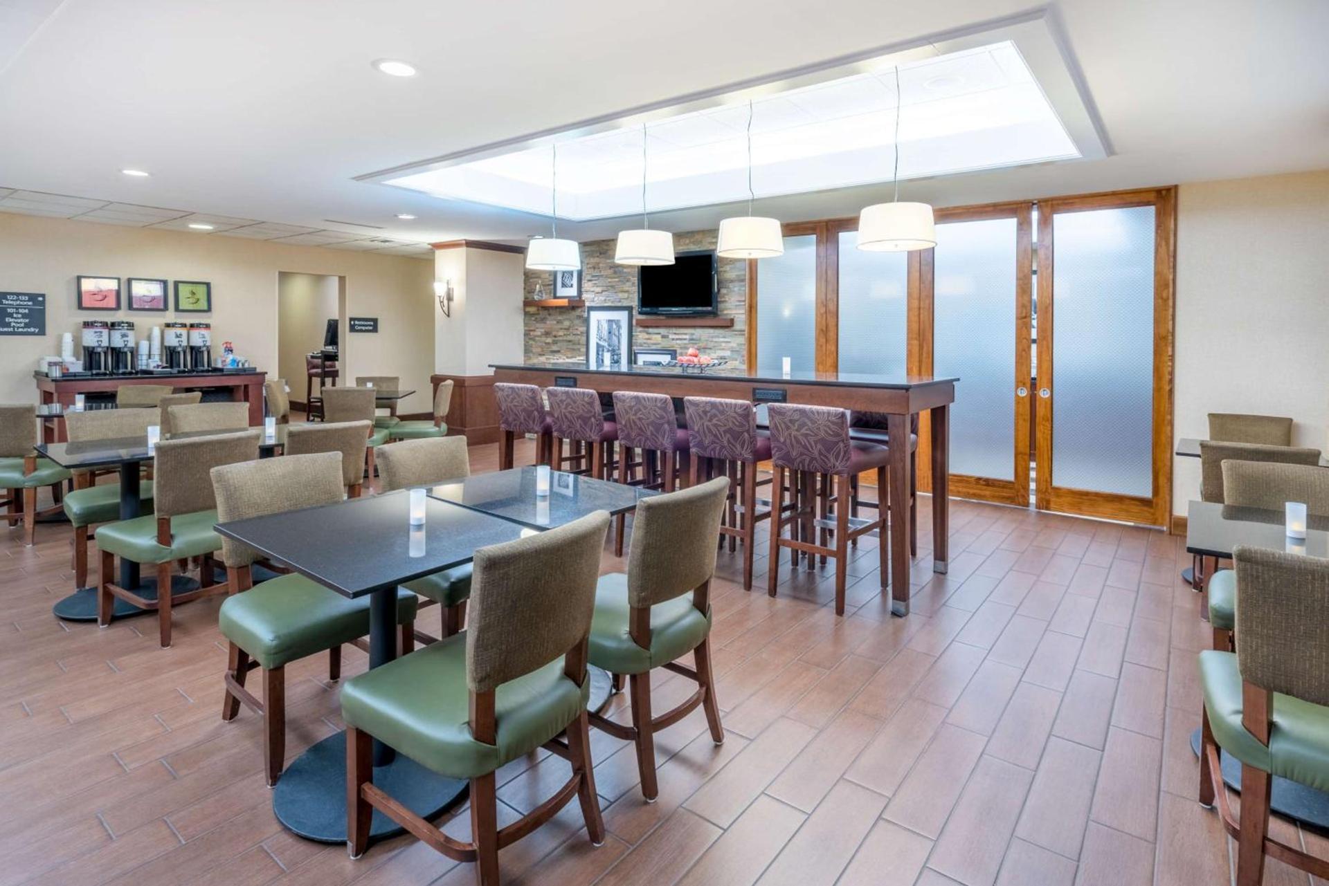 Hampton Inn Frostburg photo 5