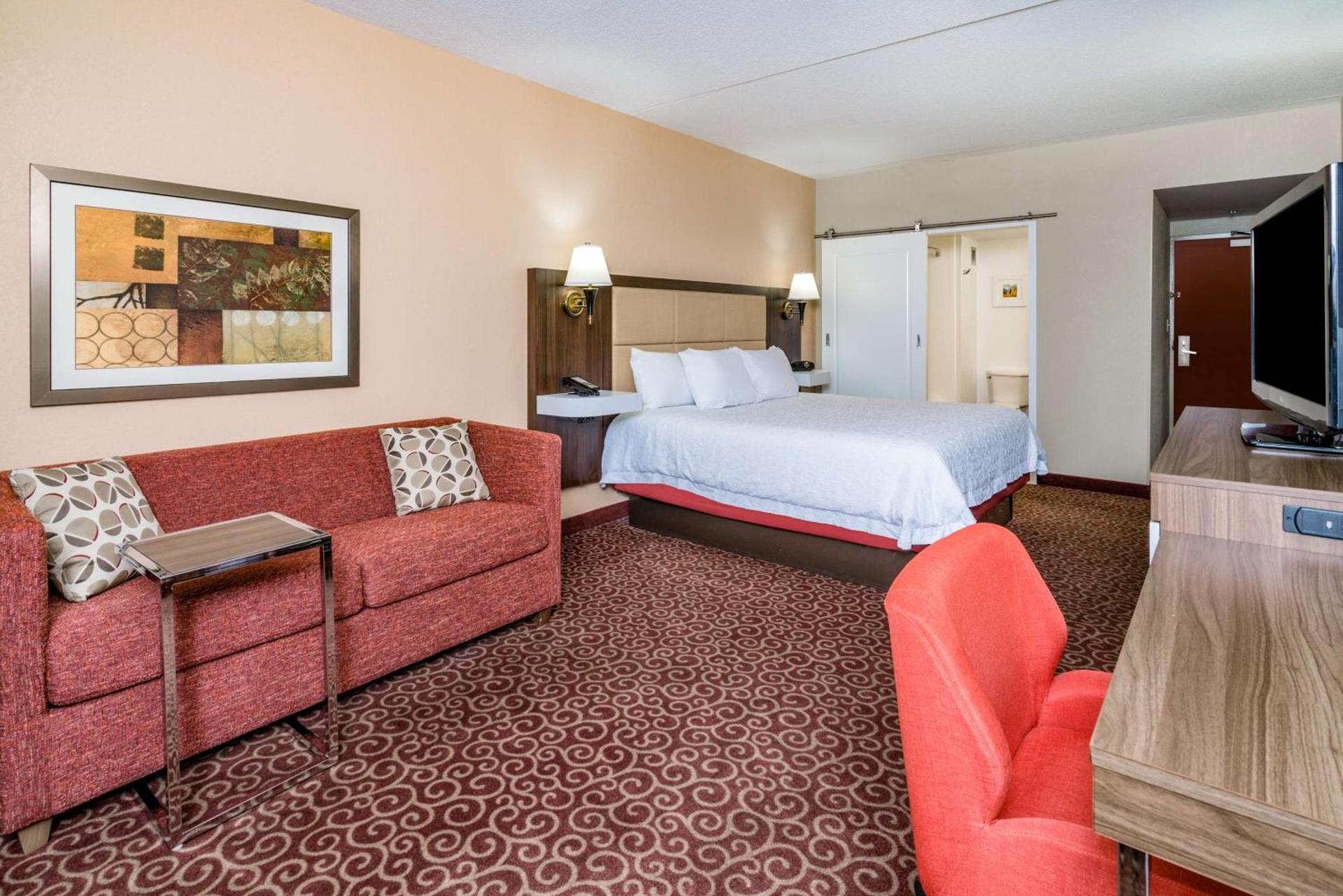Hampton Inn Frostburg photo 12