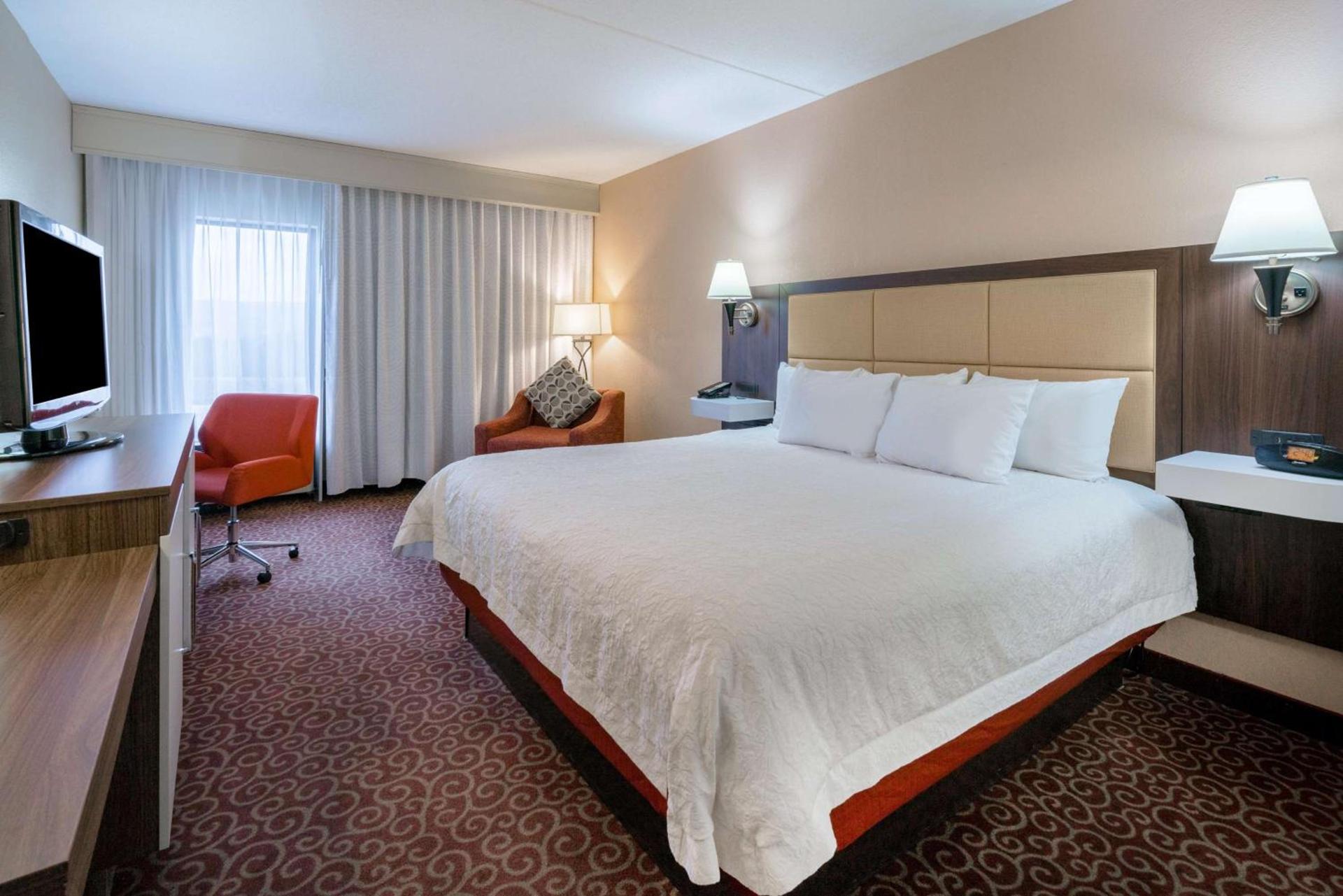 Hampton Inn Frostburg photo 19