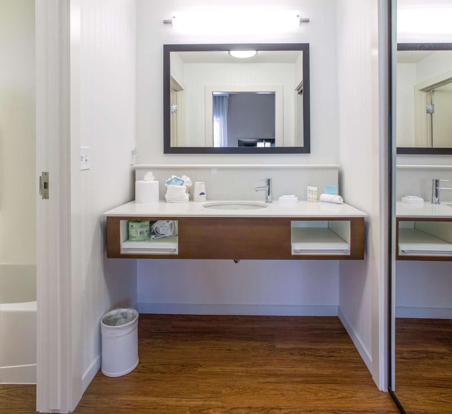 Hampton Inn & Suites Whitefish photo 41