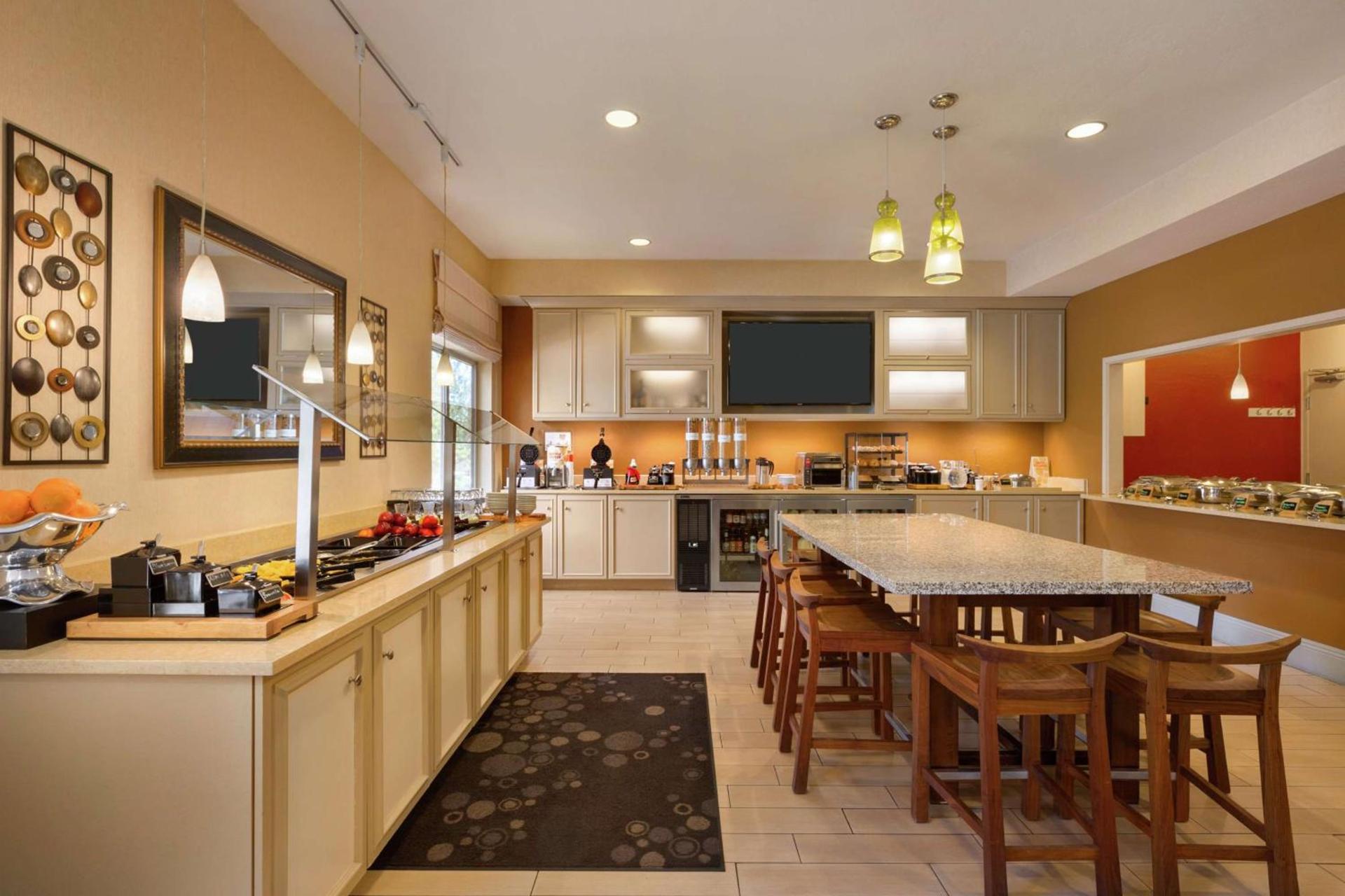 Hilton Garden Inn Flagstaff photo 13