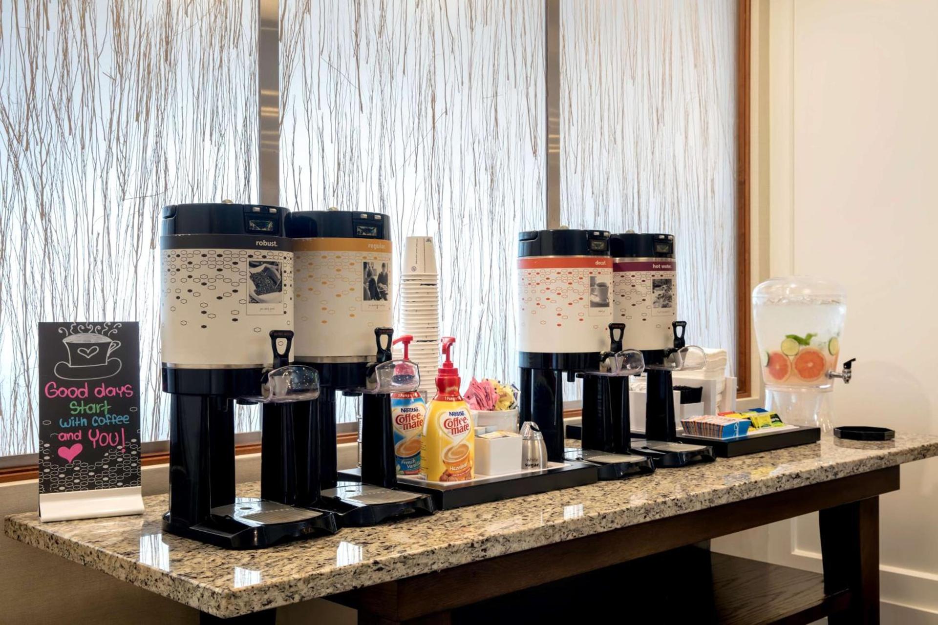 Hampton Inn Hallandale Beach-Aventura photo 2