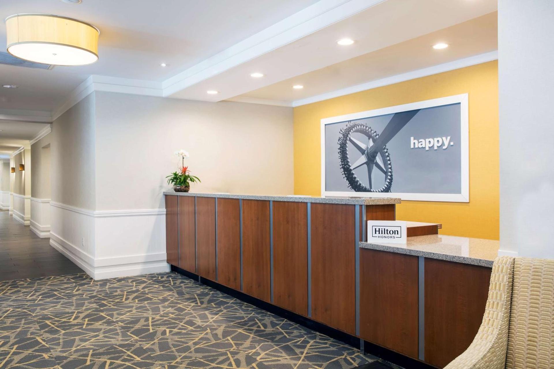 Hampton Inn Hallandale Beach-Aventura photo 4