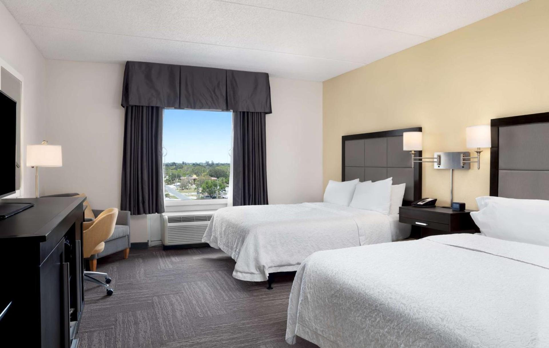 Hampton Inn Hallandale Beach-Aventura photo 16