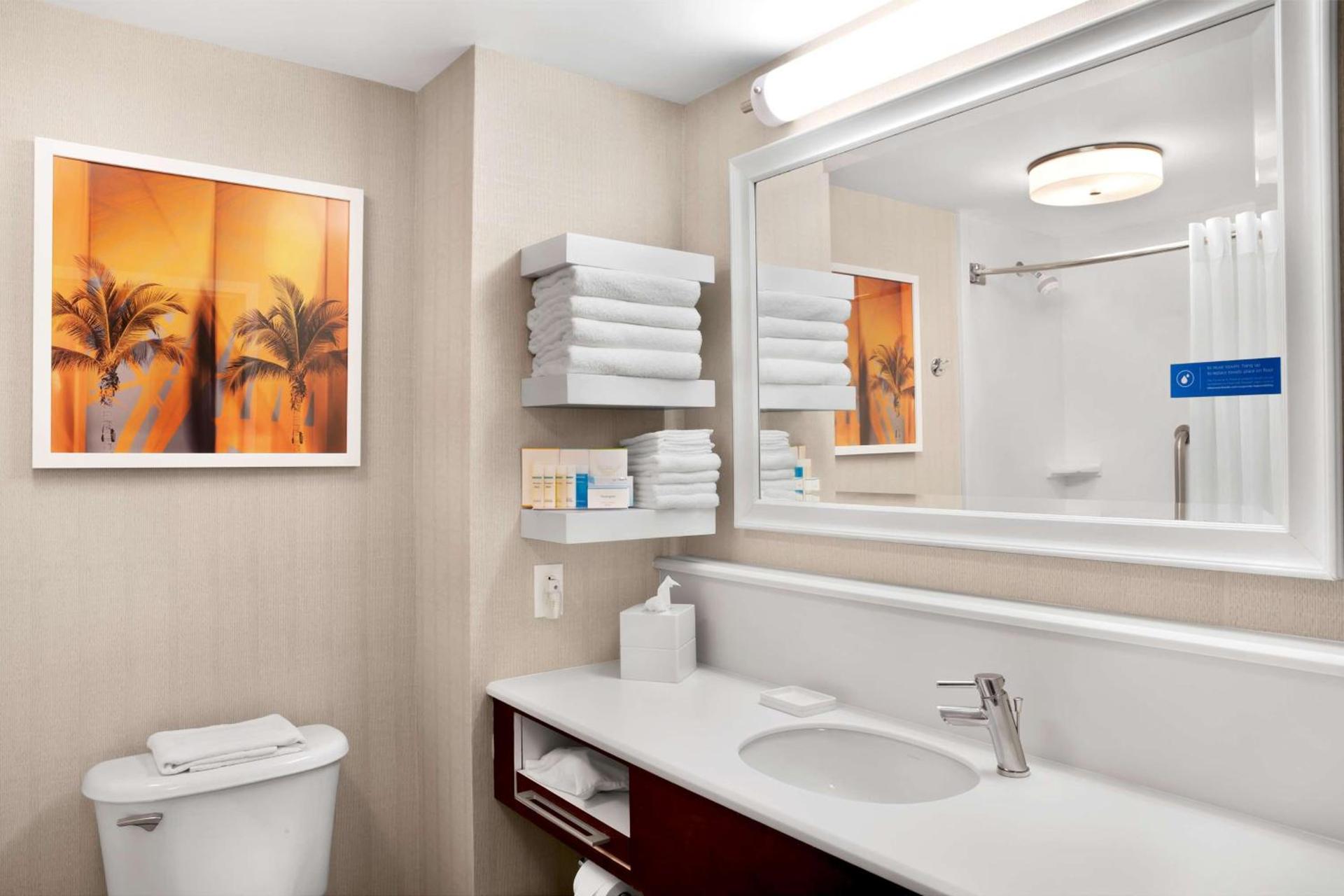 Hampton Inn Hallandale Beach-Aventura photo 20