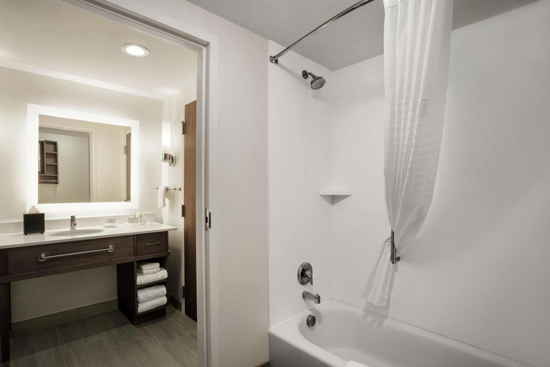Homewood Suites By Hilton Florence photo 33