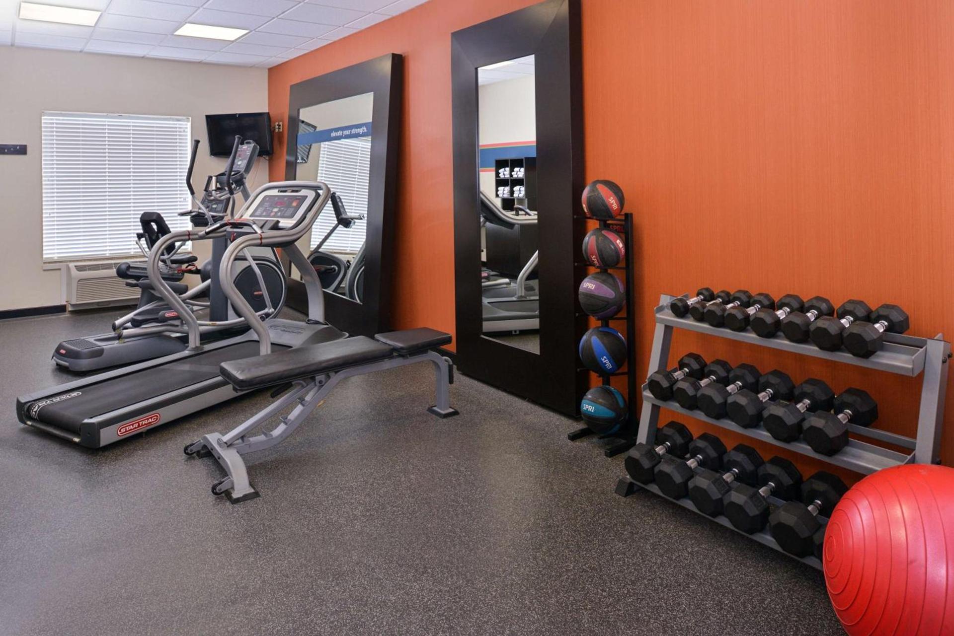 Hampton Inn Pecos photo 12