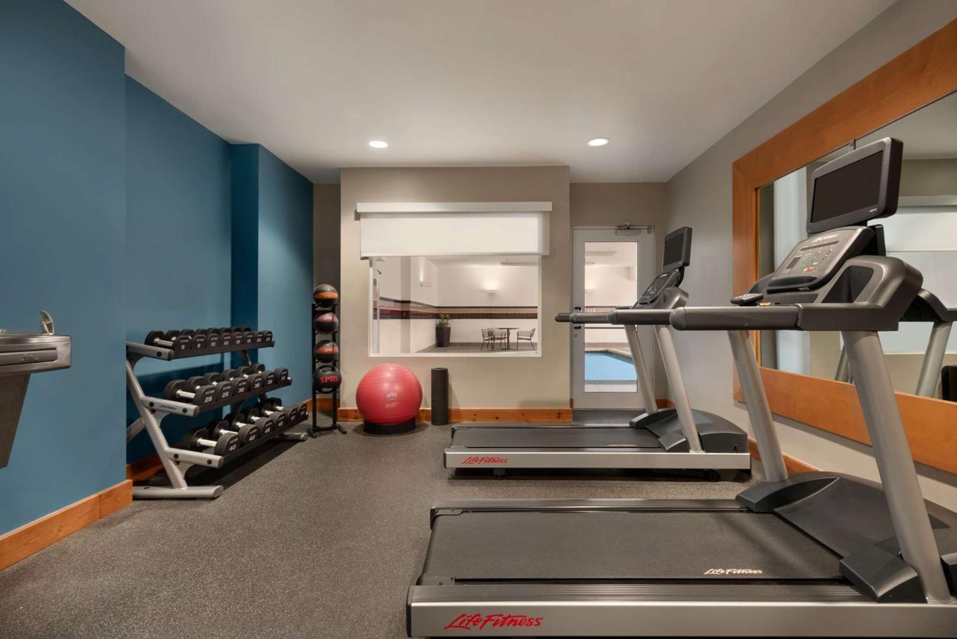 Hilton Garden Inn Fort Wayne photo 12