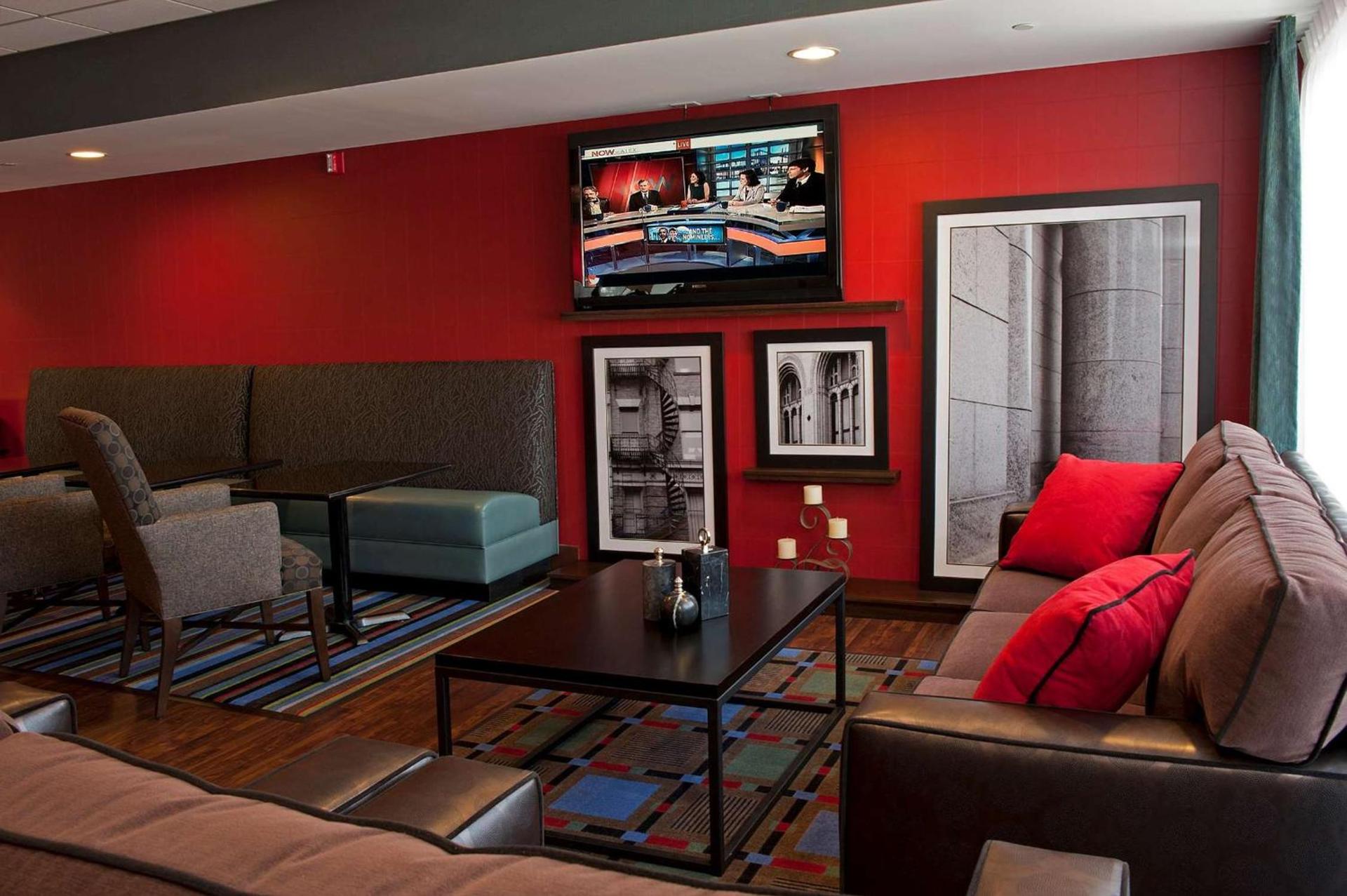 Hampton Inn Grand Rapids-South photo 6