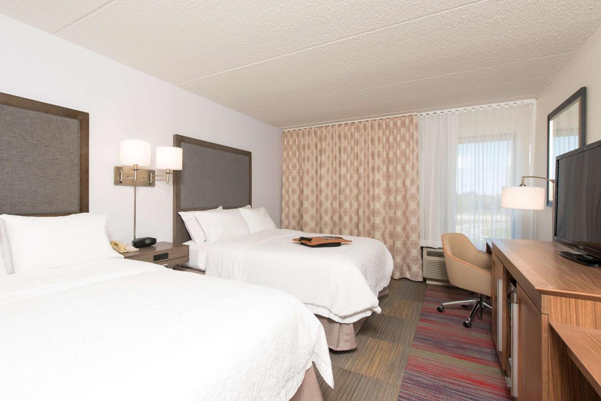 Hampton Inn Grand Rapids-South photo 9