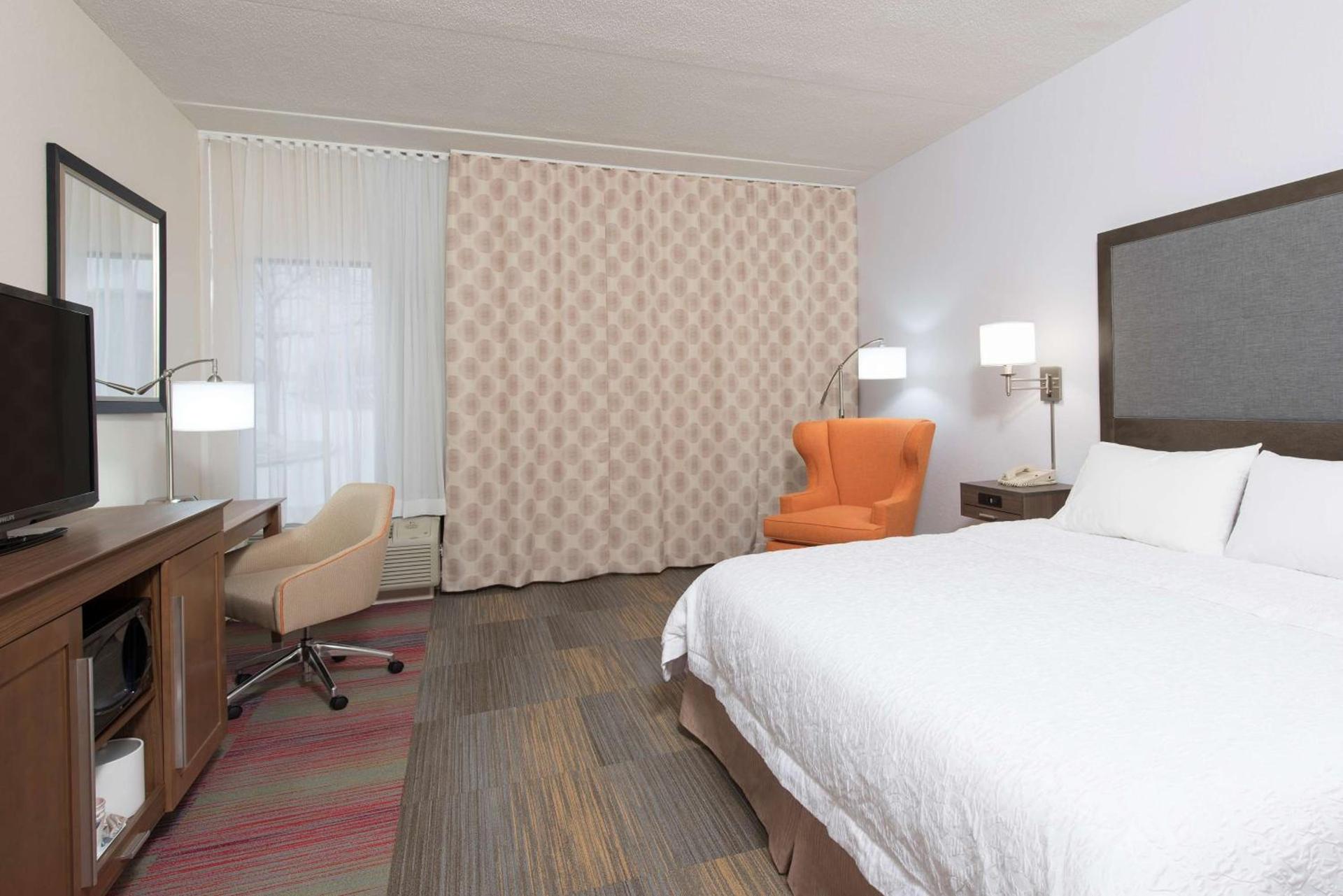 Hampton Inn Grand Rapids-South photo 24