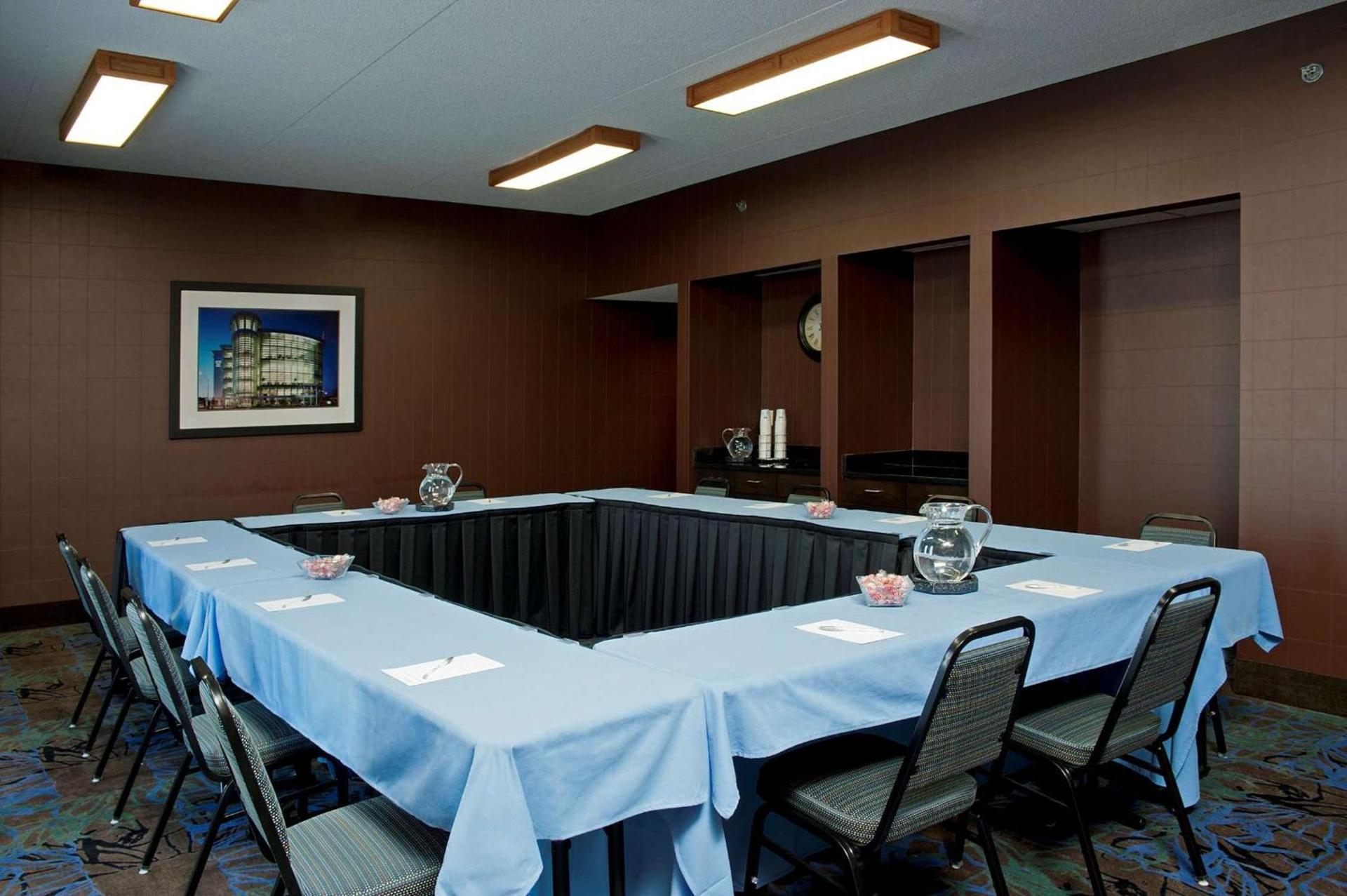 Hampton Inn Grand Rapids-South photo 25