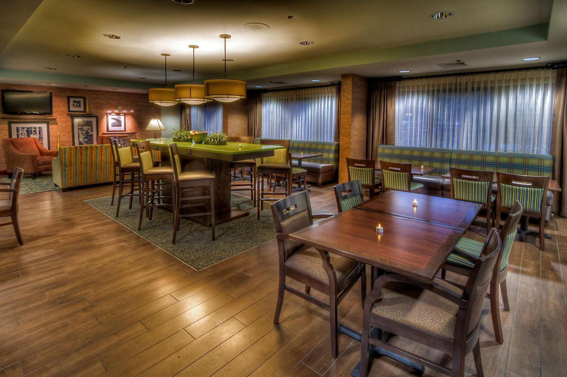 Hampton Inn Goldsboro photo 8