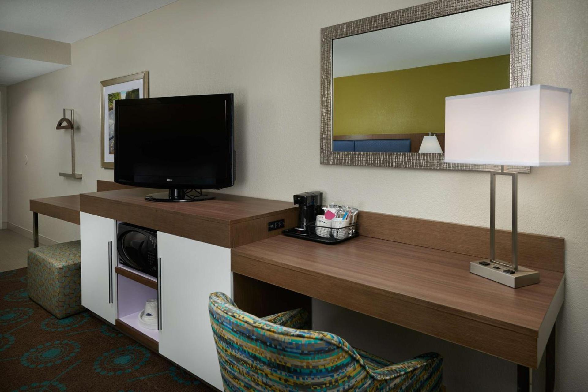 Hampton Inn Goldsboro photo 33