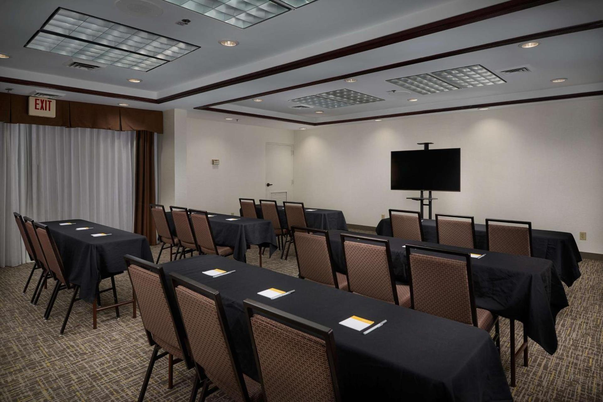 Hampton Inn Goldsboro photo 48