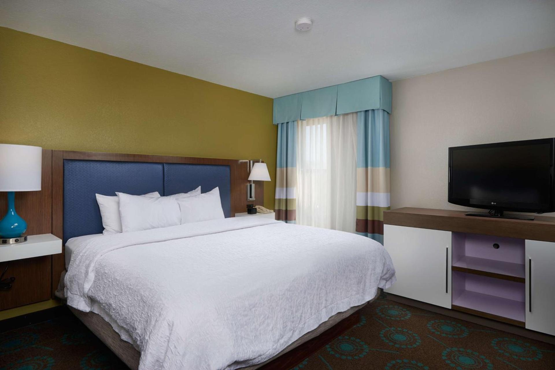 Hampton Inn Goldsboro photo 52