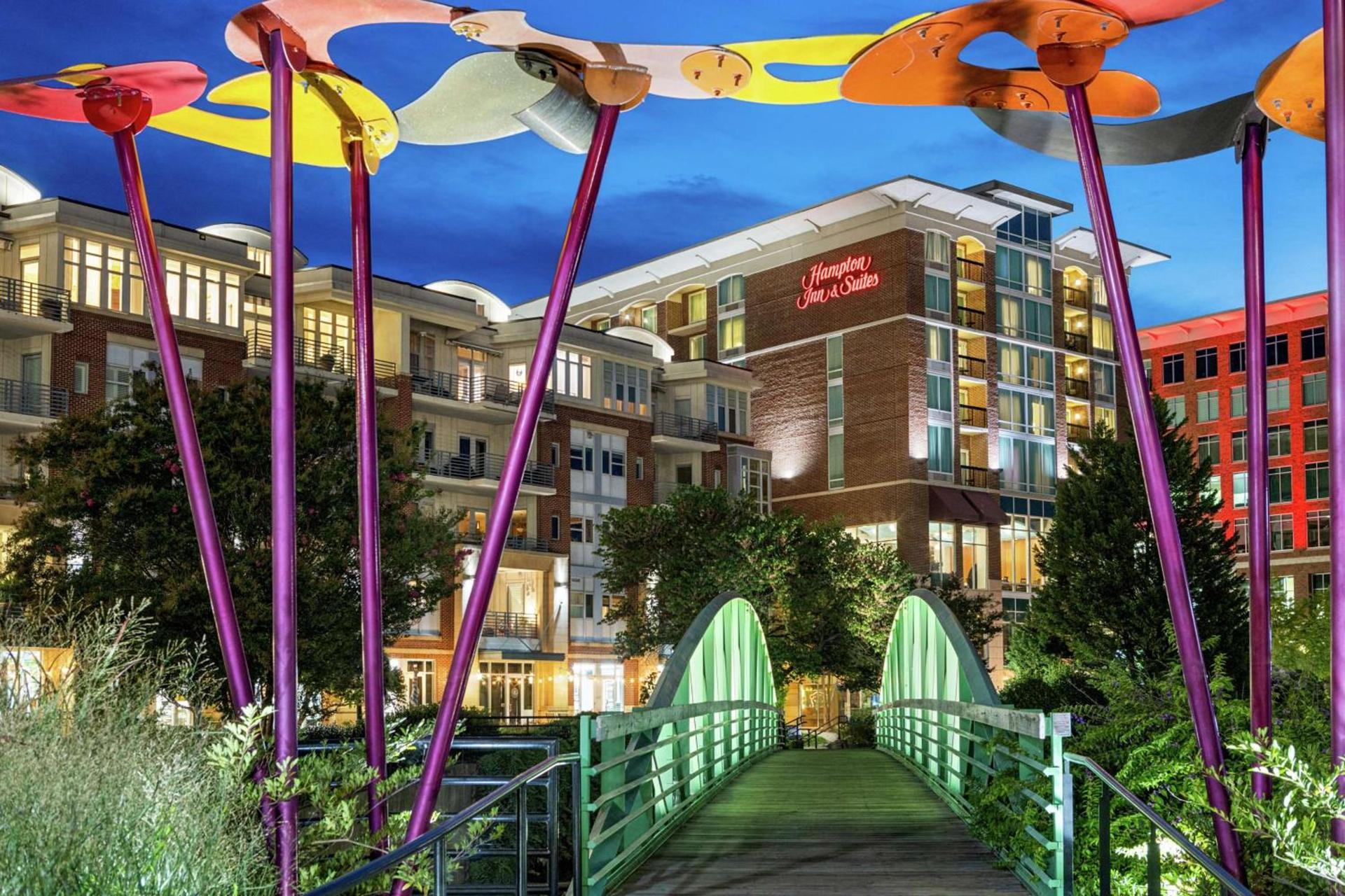 Hampton Inn & Suites Greenville-Downtown-Riverplace photo 1