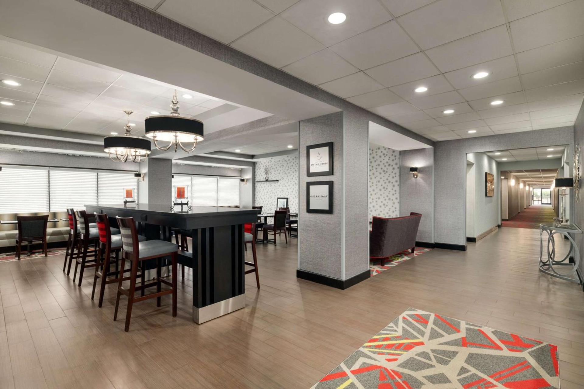 Hampton Inn Greenville-Simpsonville photo 3