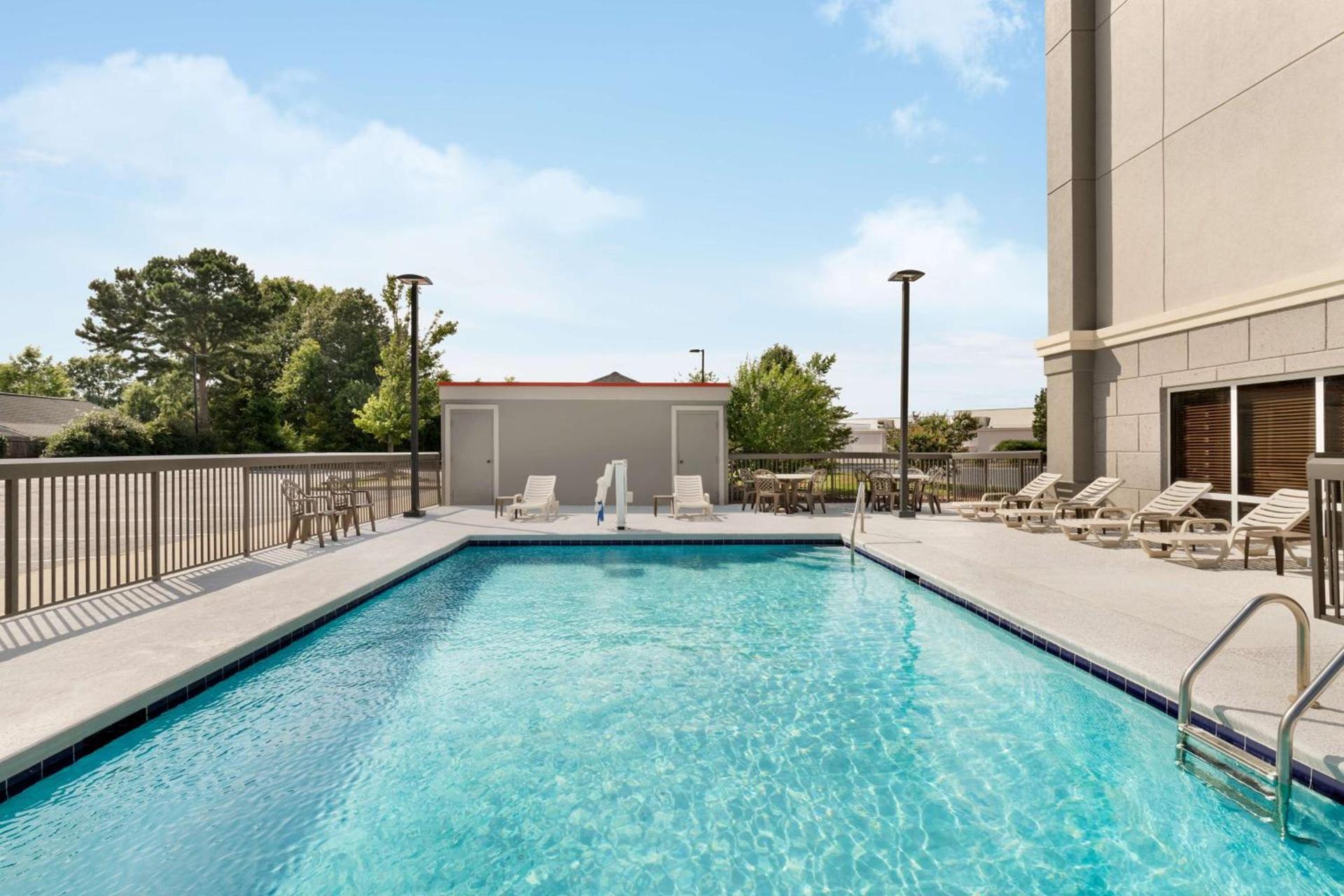 Hampton Inn Greenville-Simpsonville photo 6